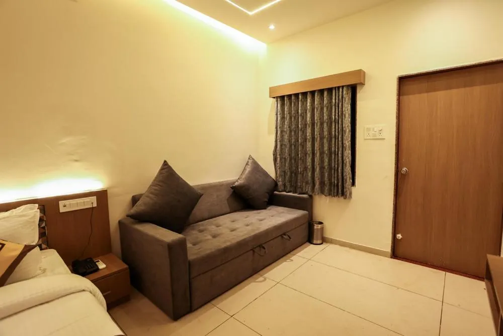 Seating area in Le Casa Lion Resort A Premium Resort In Sasan Gir