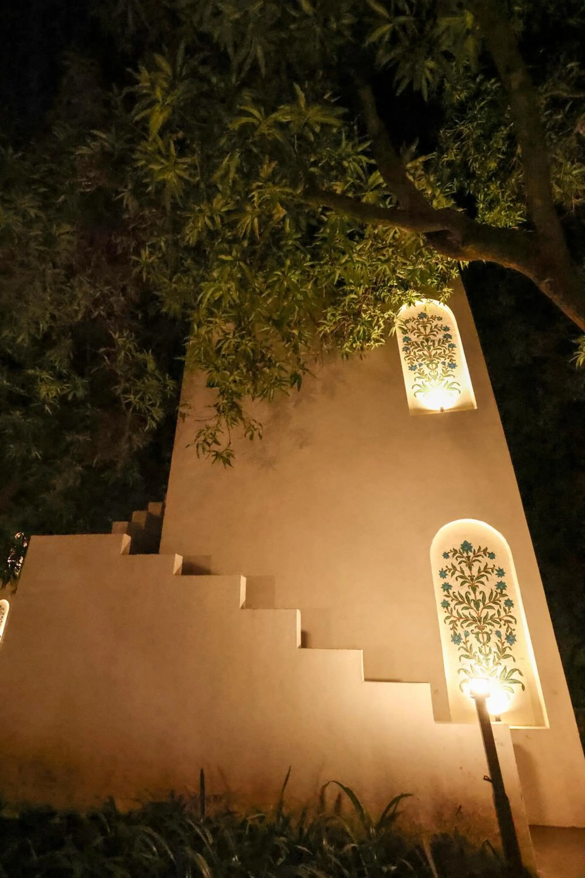 Night in Le Casa Lion Resort A Premium Resort In Sasan Gir