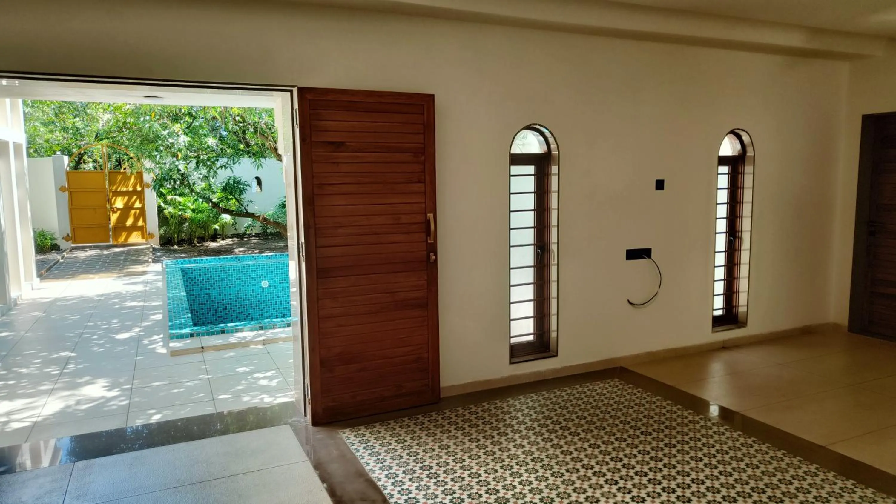 Swimming pool in Le Casa Lion Resort A Premium Resort In Sasan Gir