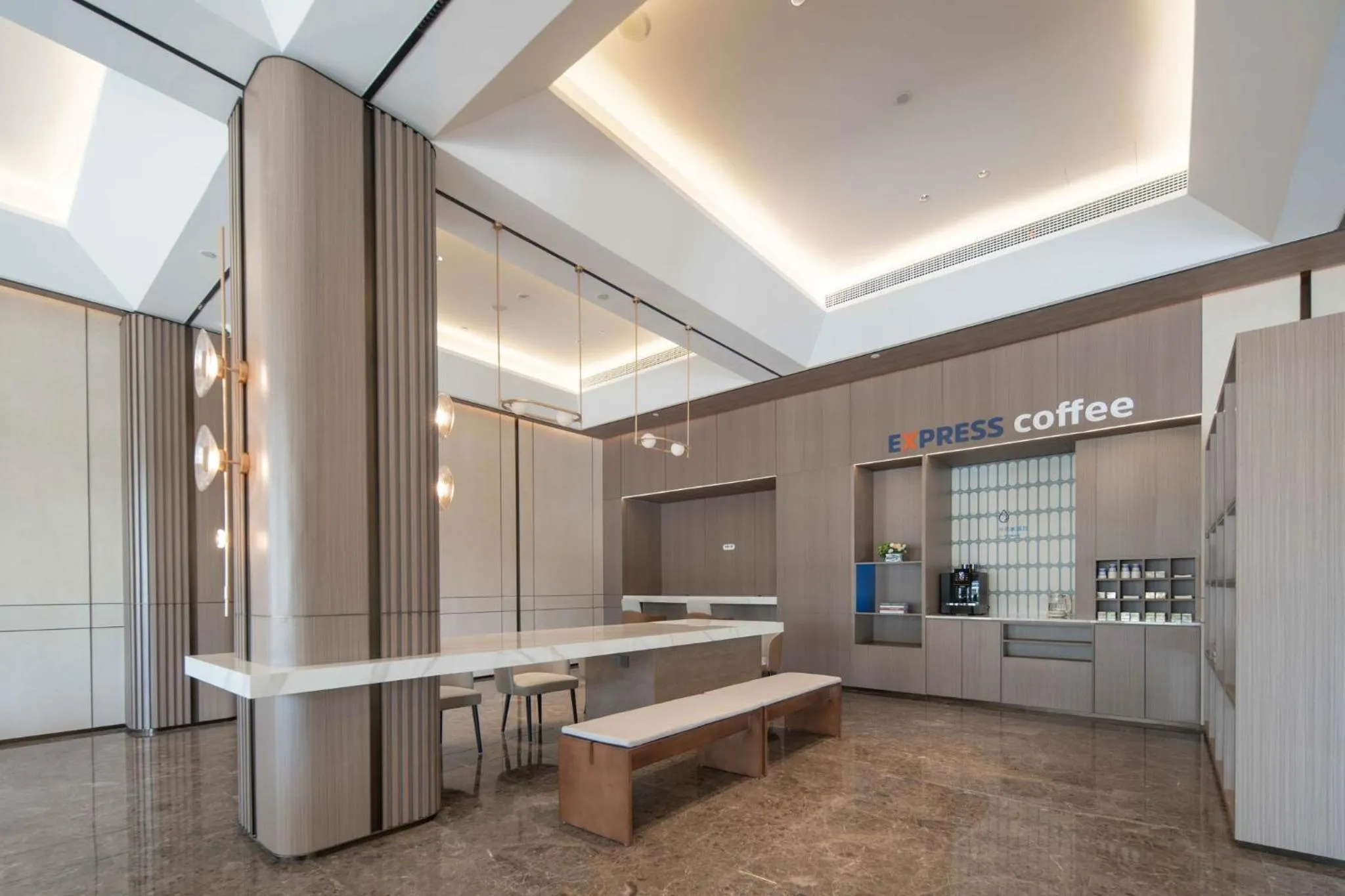 Restaurant/places to eat in Holiday Inn Express Hai'an Railway Station by IHG