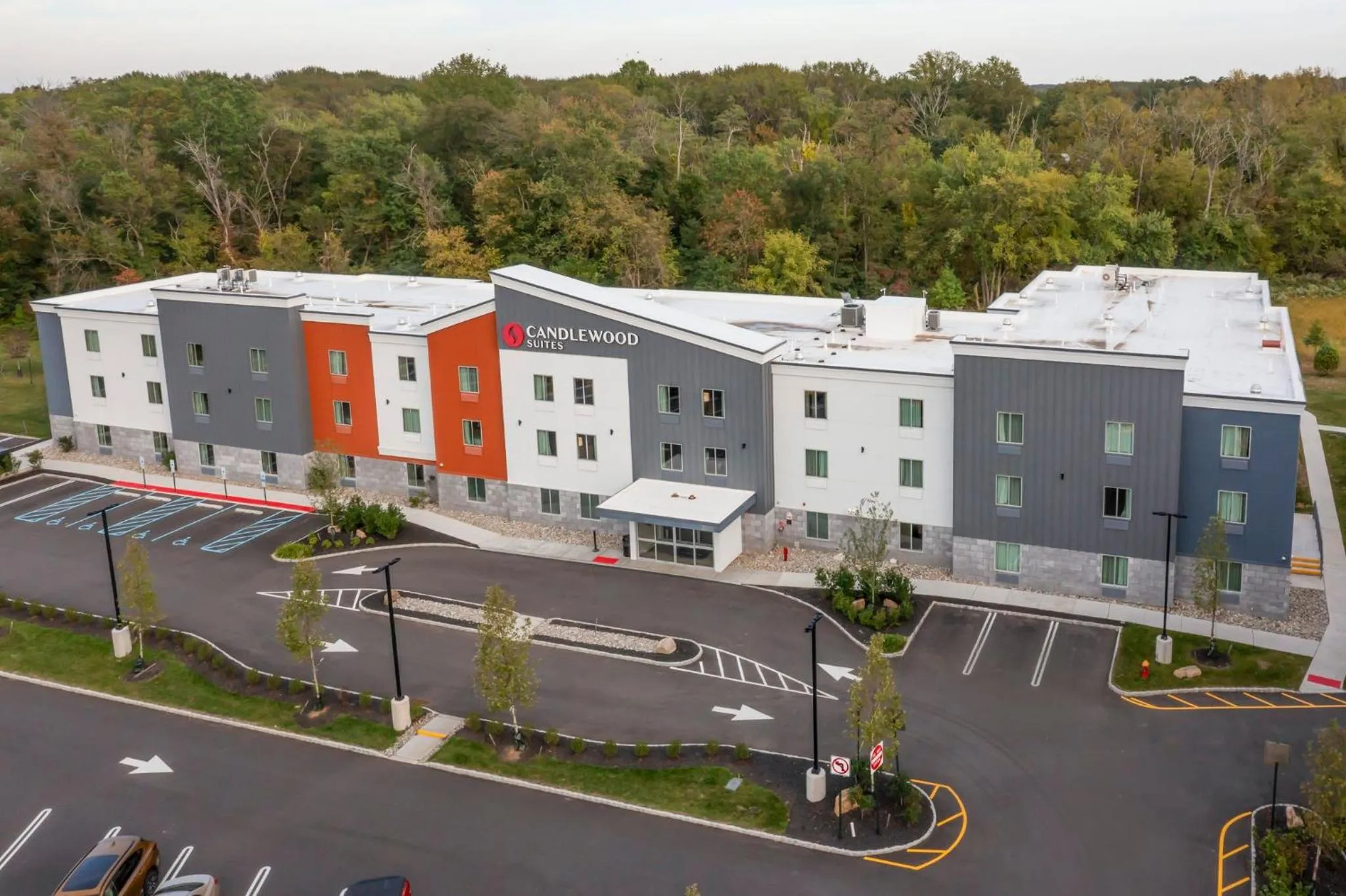 Property building in Candlewood Suites Lawrenceville - Princeton by IHG