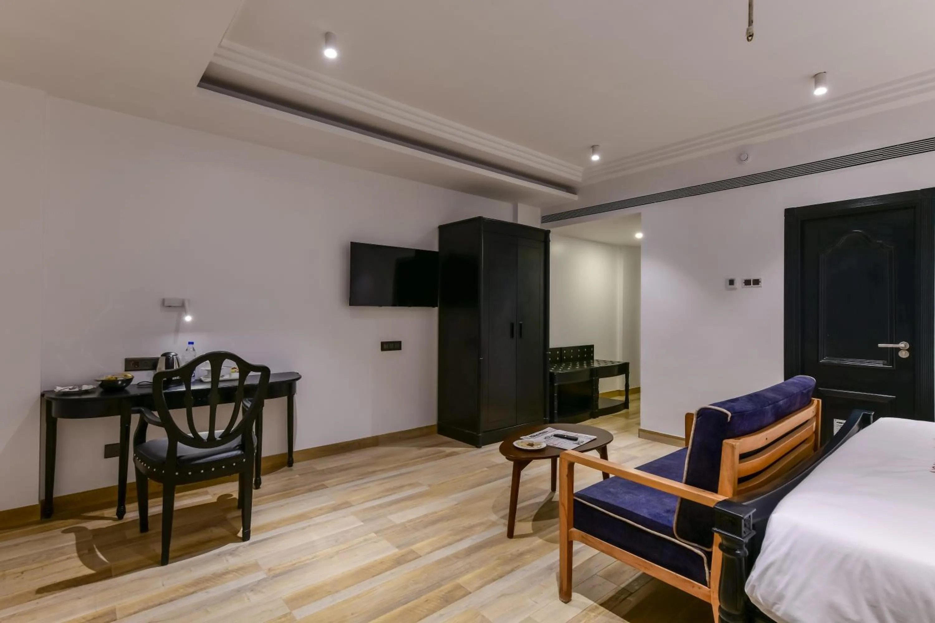 Seating area in Regenta Inn Downton Raipur