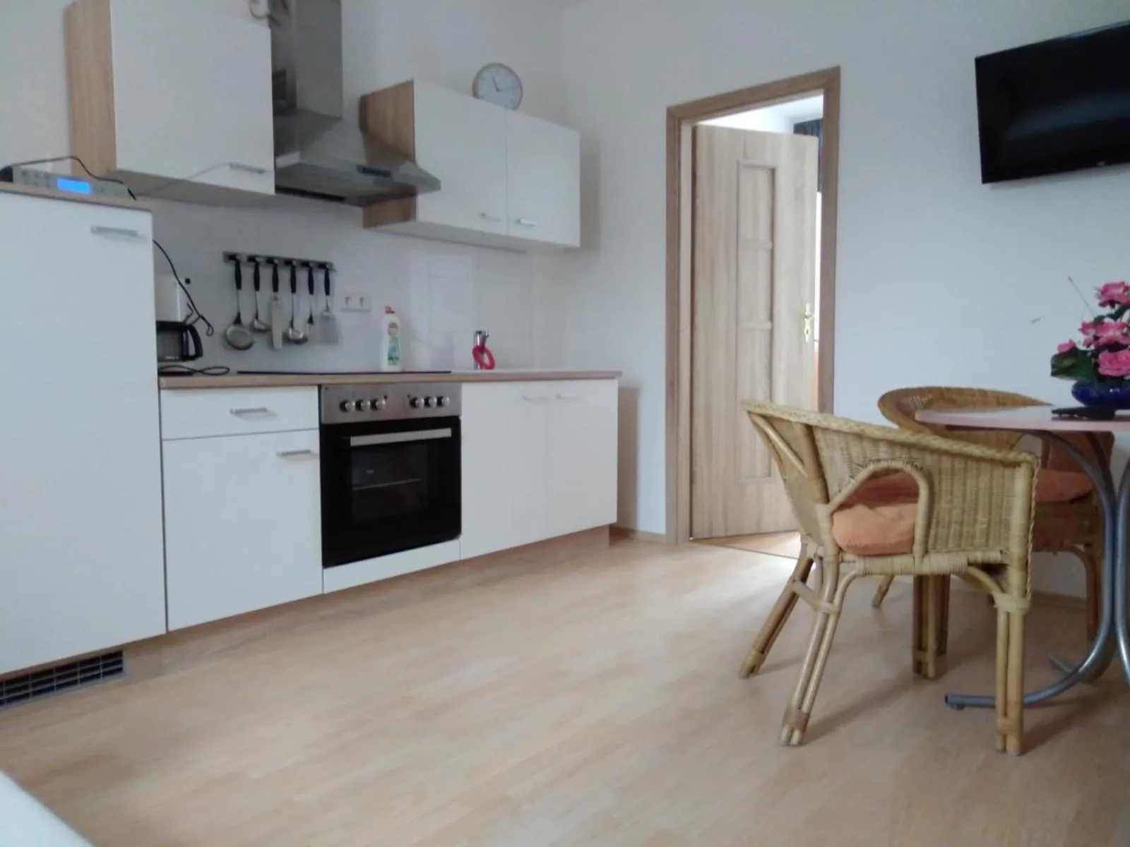 Kitchen or kitchenette in Pension Lindenhof Drabsch