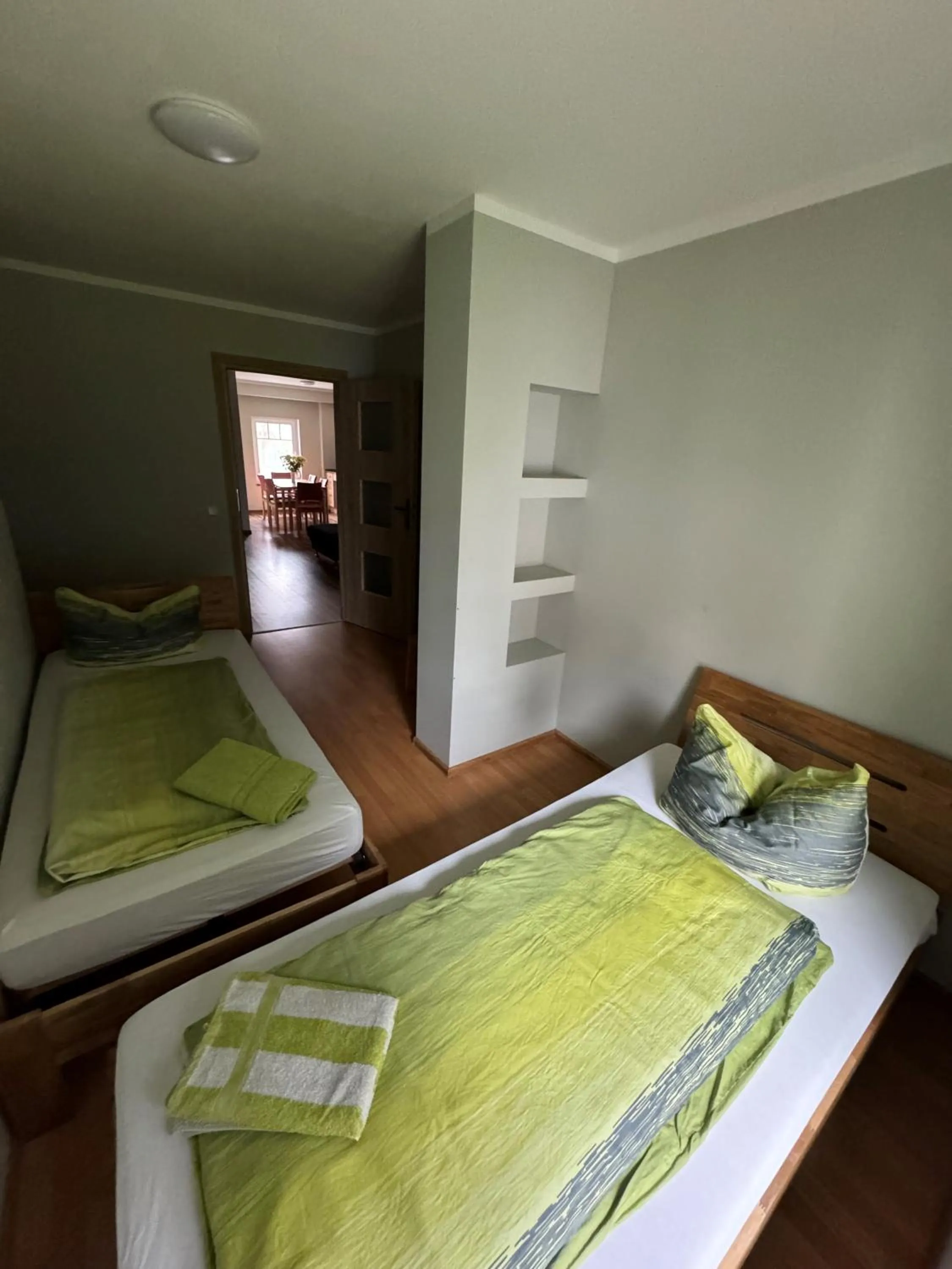 Photo of the whole room, Bed in Pension Lindenhof Drabsch