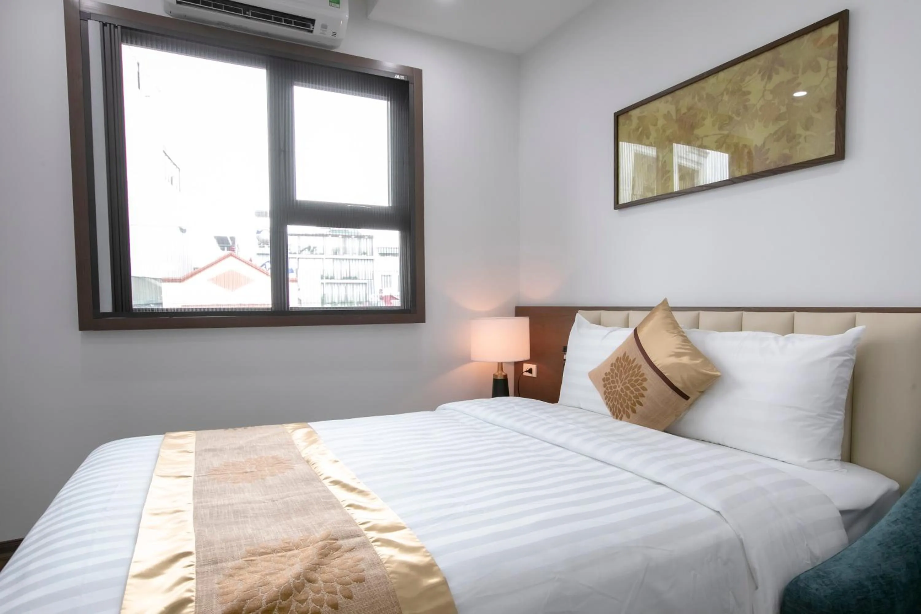 Bed in Reiwa Inn Apartment 80 Kim Ma Thuong