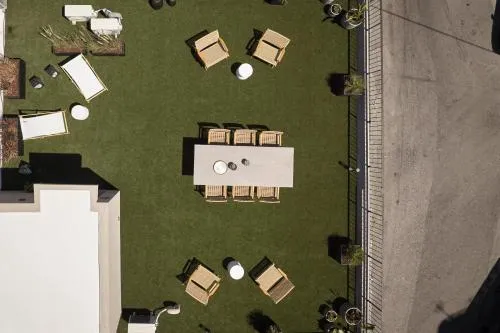 Monarco Executive Rooms