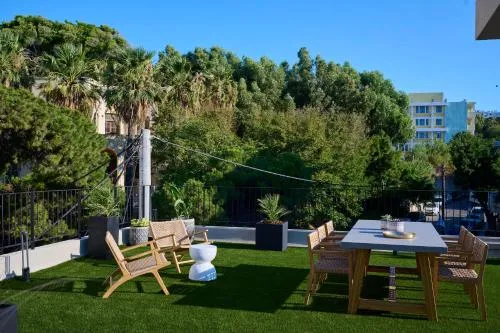 Monarco Executive Rooms