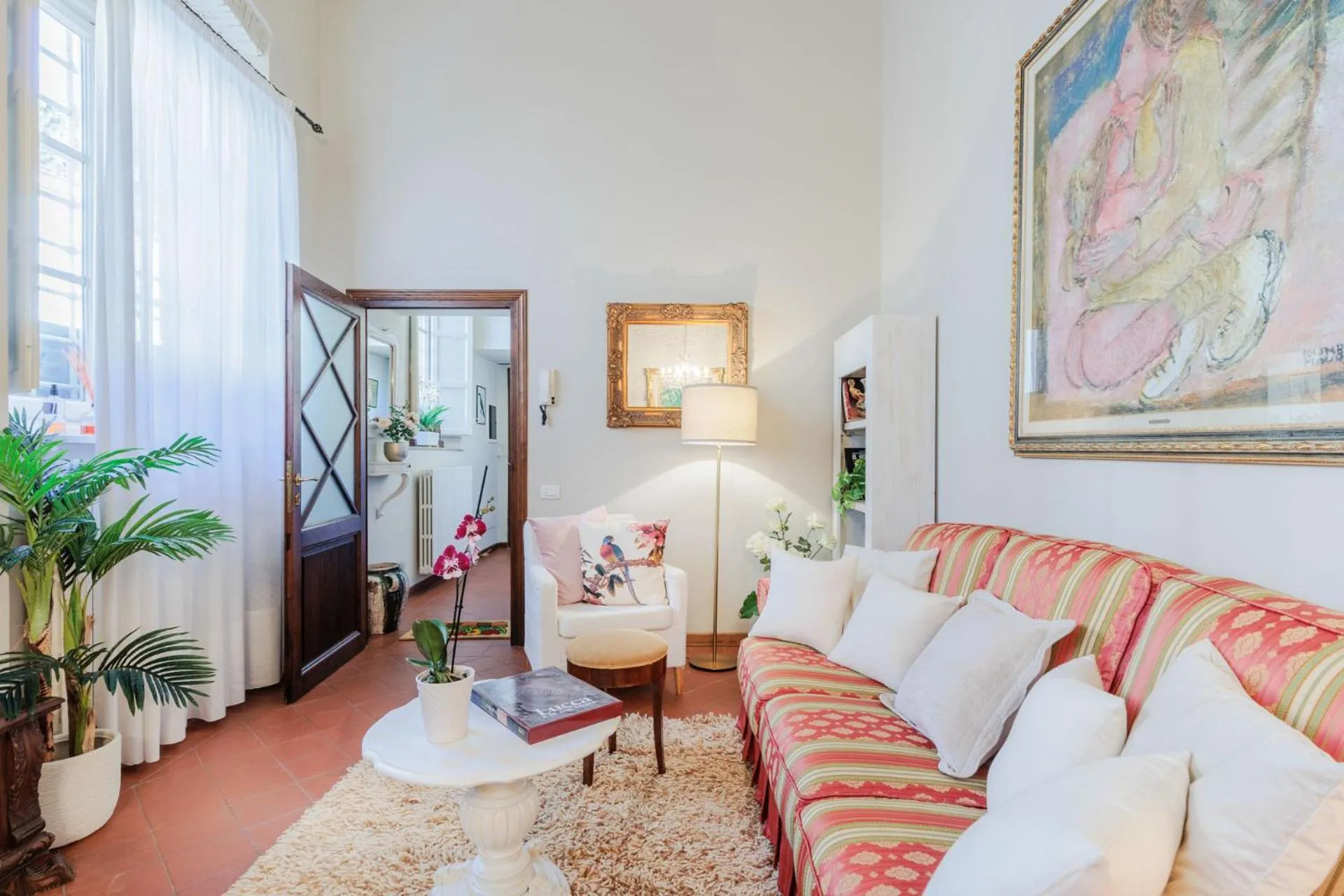 The Garden Along The Stream, romantic apartment Lucca