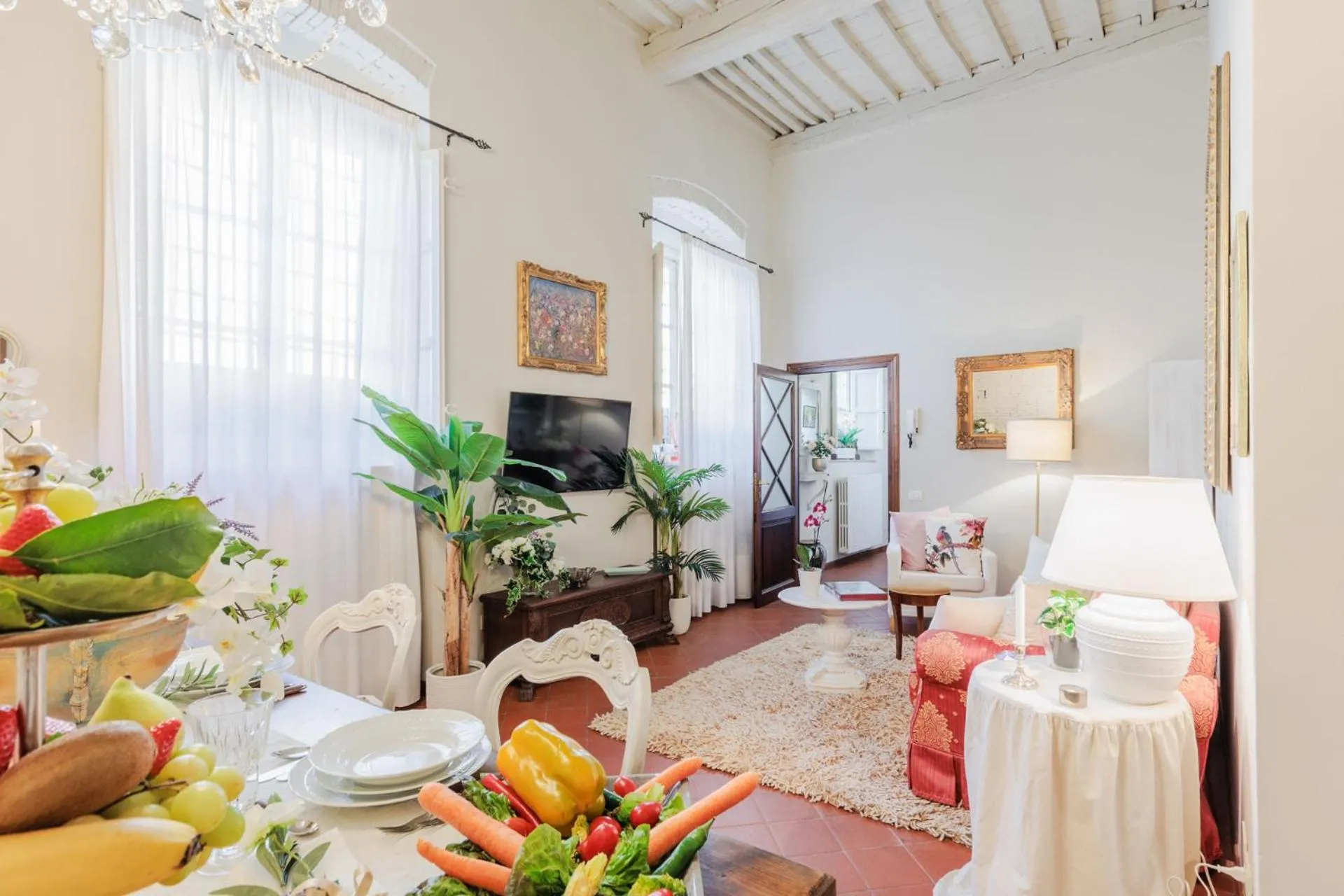 The Garden Along The Stream, romantic apartment Lucca