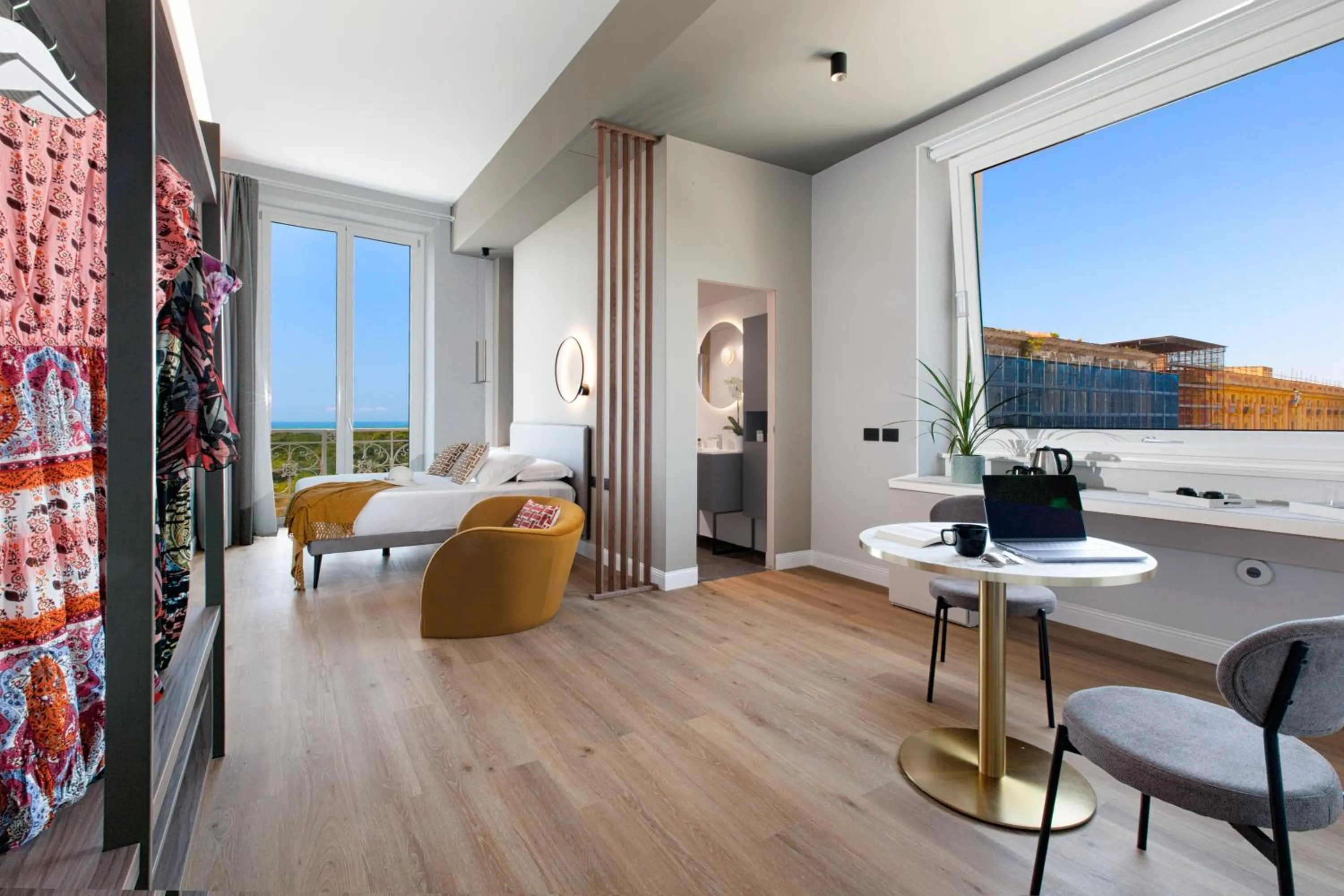 Bathroom in Vesuvius Palace Aparthotel