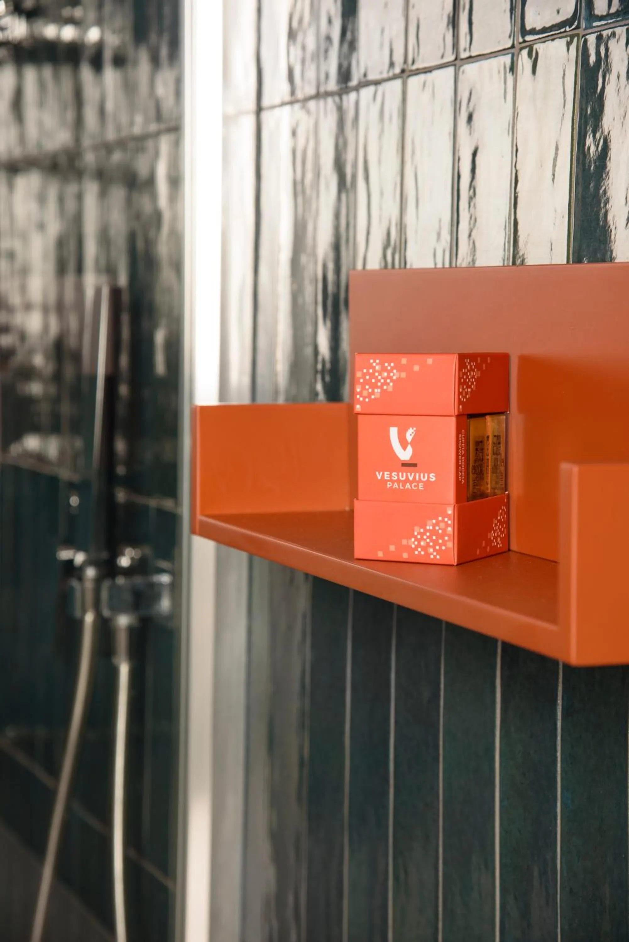 Bathroom in Vesuvius Palace Aparthotel