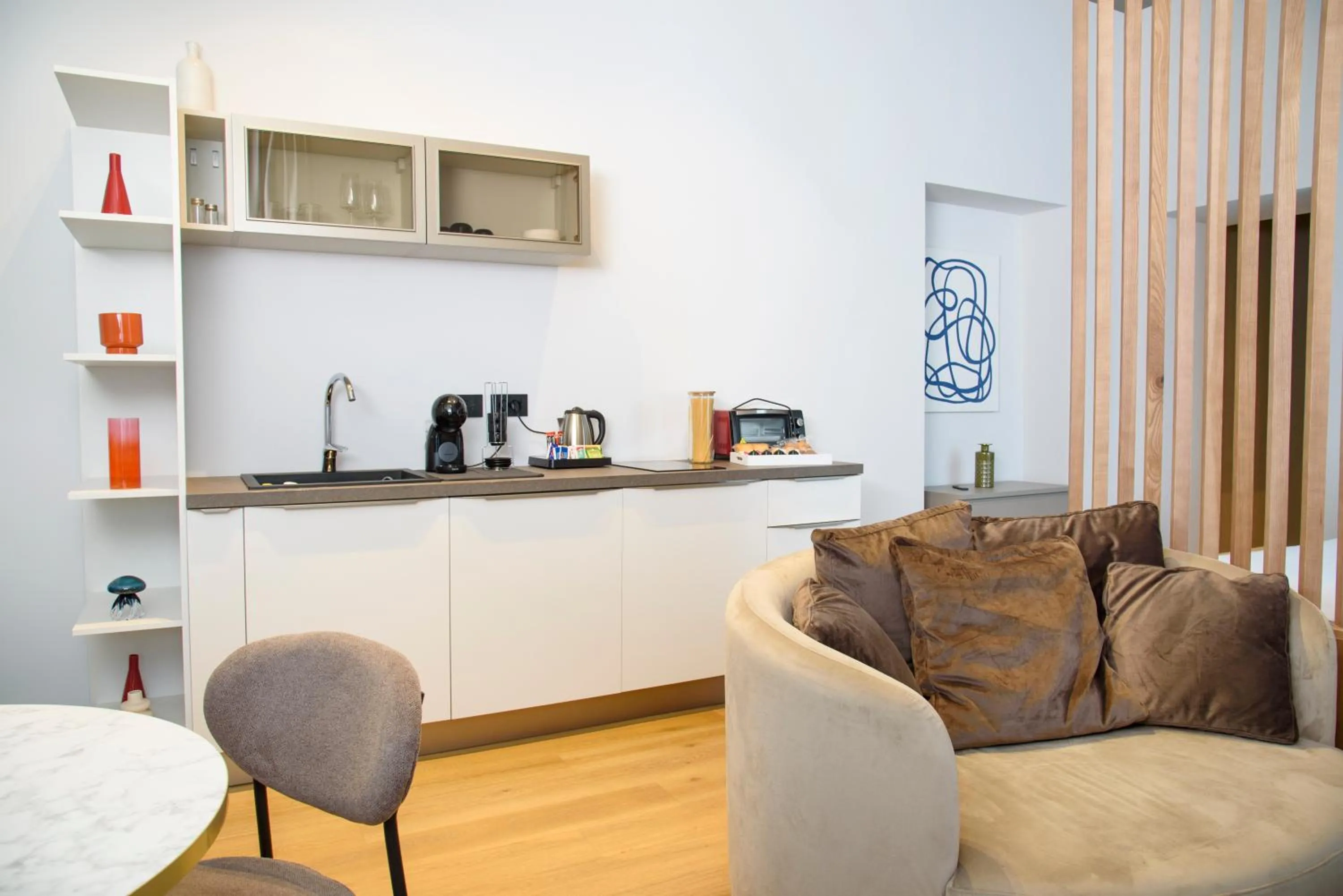 Kitchen or kitchenette in Vesuvius Palace Aparthotel