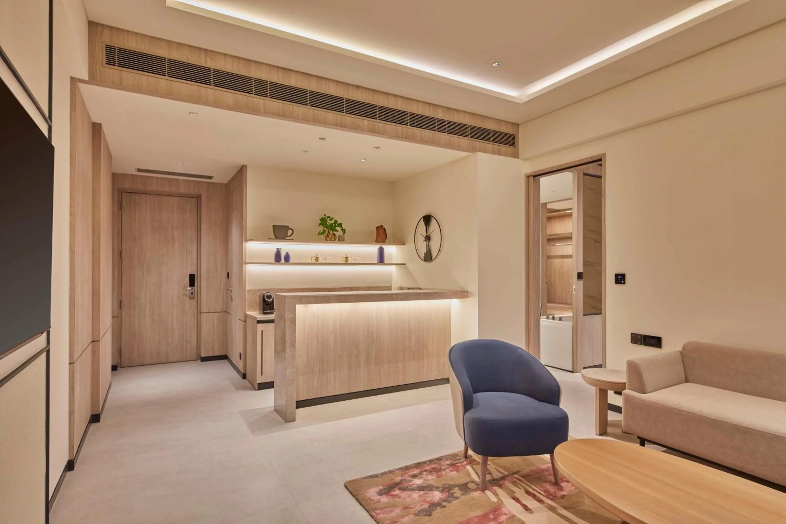 Photo of the whole room in Hilton Gurugram Baani City Centre