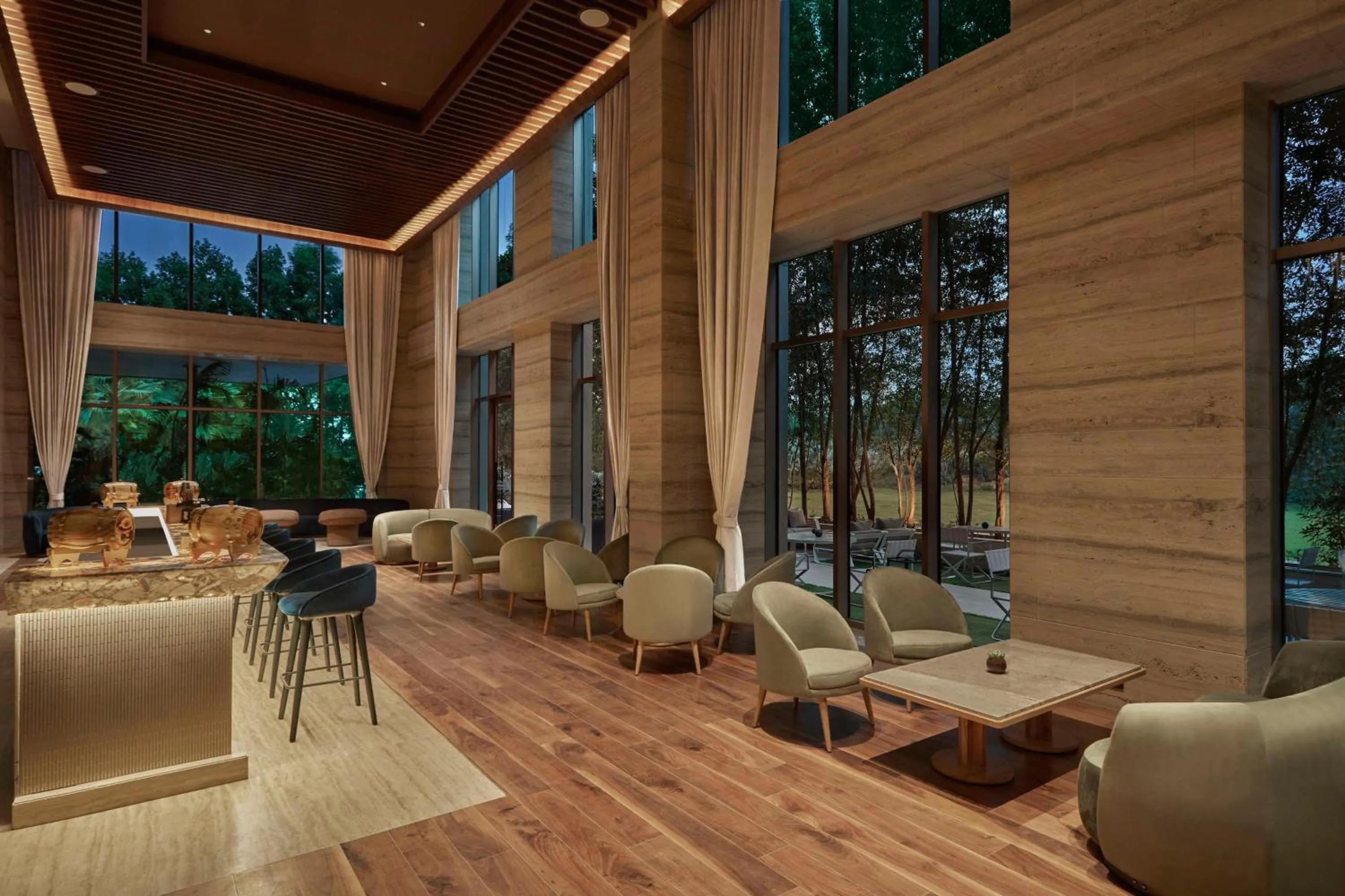 Restaurant/places to eat in Hilton Gurugram Baani City Centre