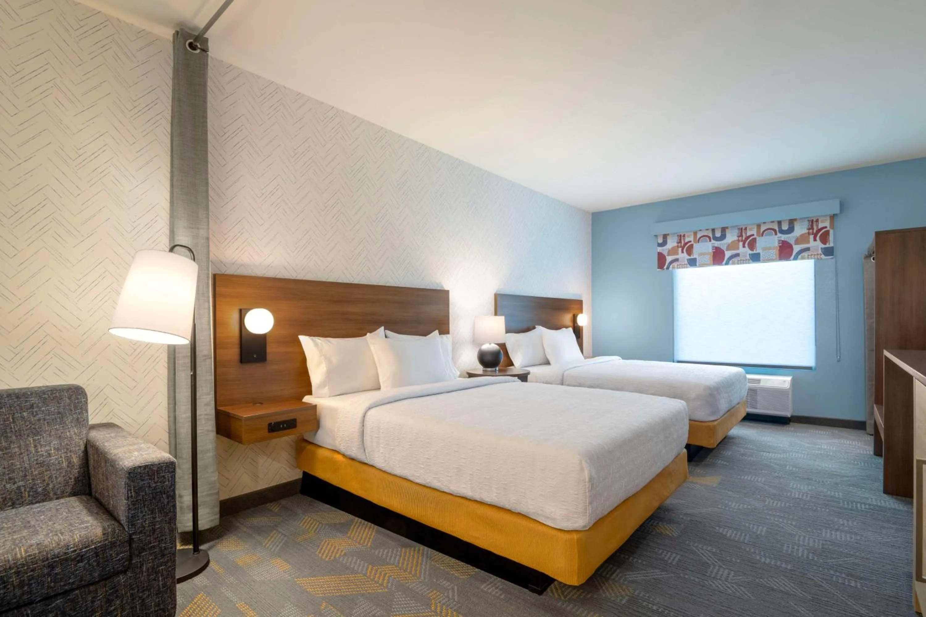 Bed in Home2 Suites By Hilton Jonesboro