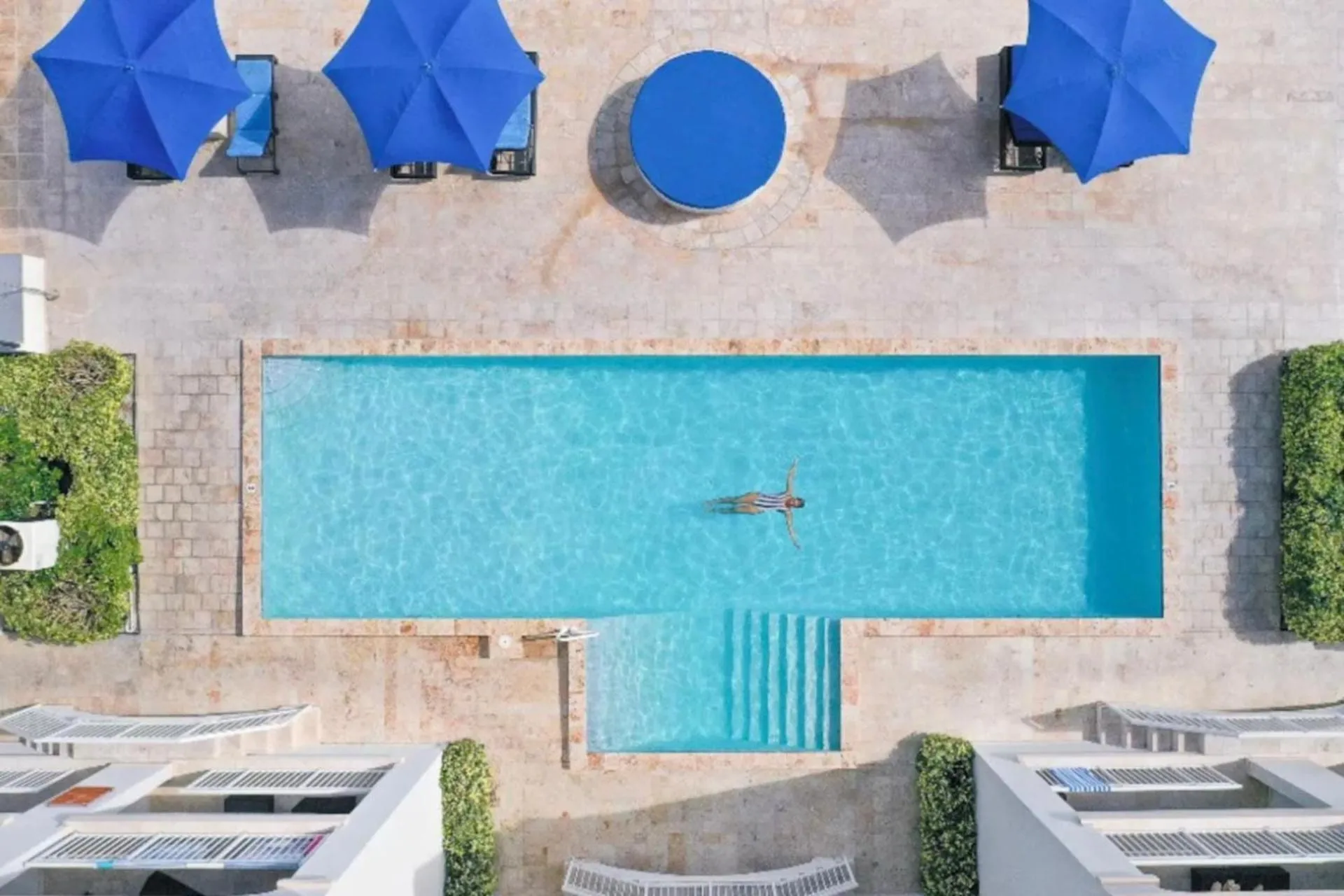 VACATION APARTMENTS Caicos Islands, Turks and Caicos