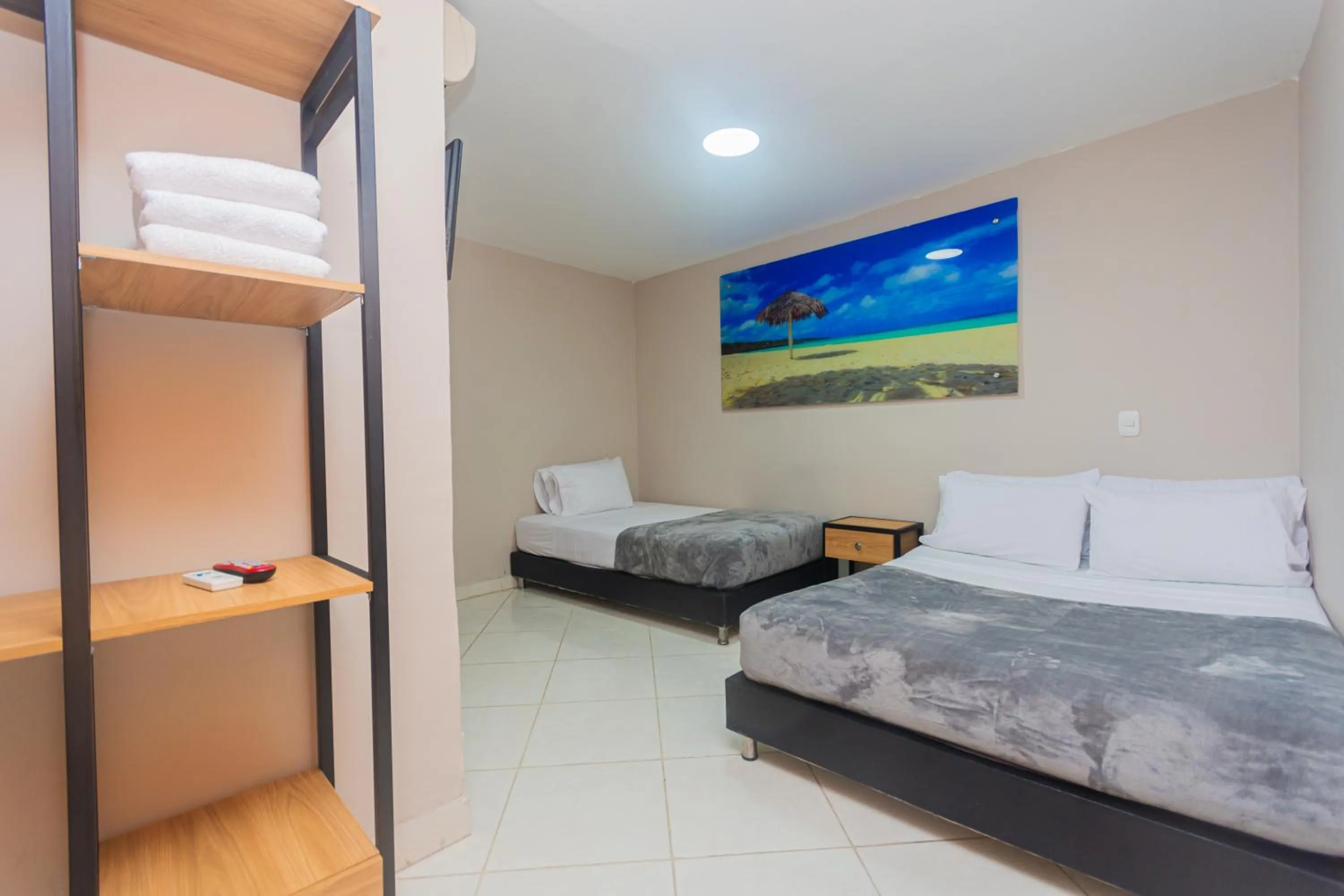 Photo of the whole room, Bed in Hotel Tropical San Jeronimo