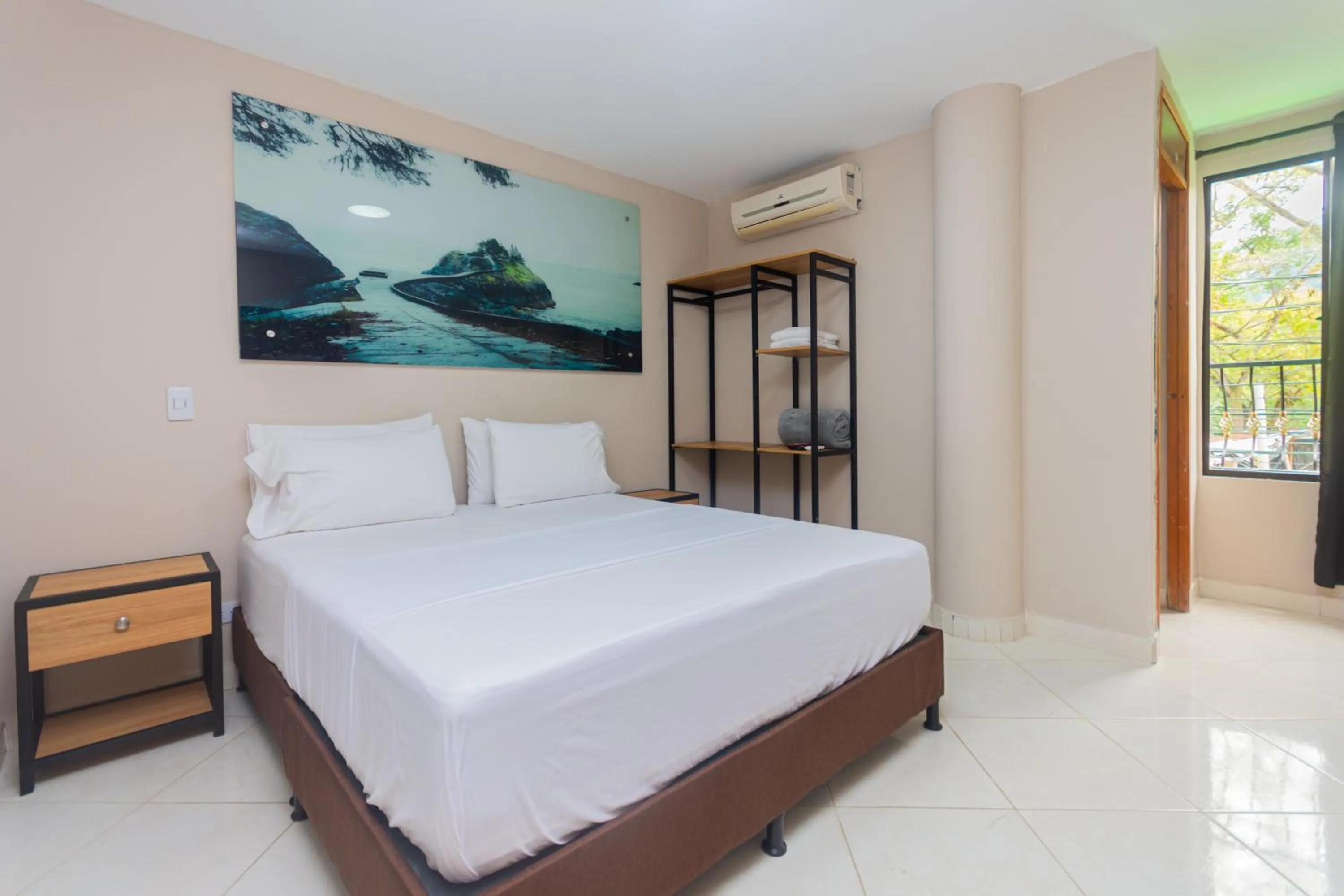 Photo of the whole room, Bed in Hotel Tropical San Jeronimo