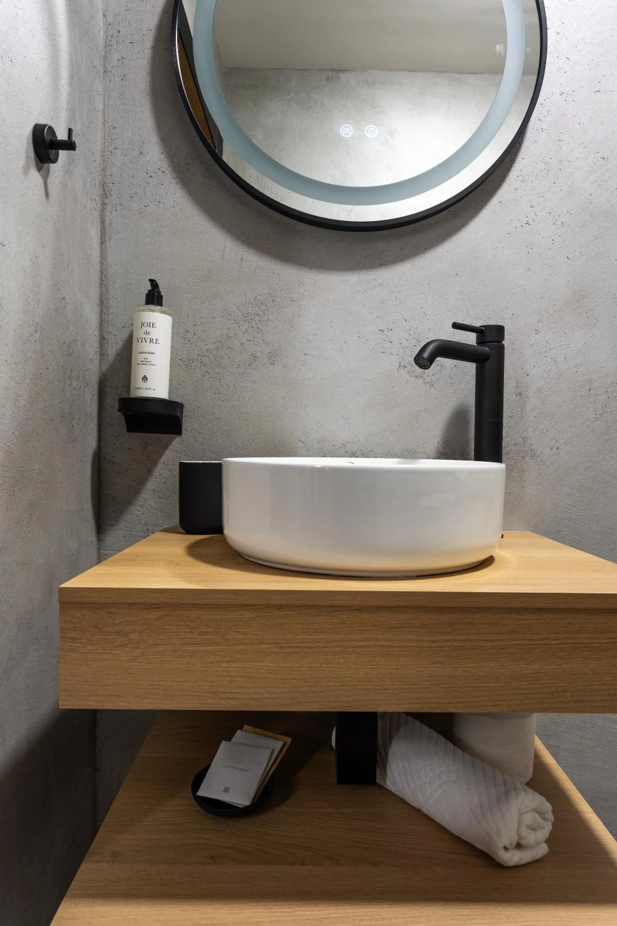 Bathroom in AMAR Design Hotel by HMG