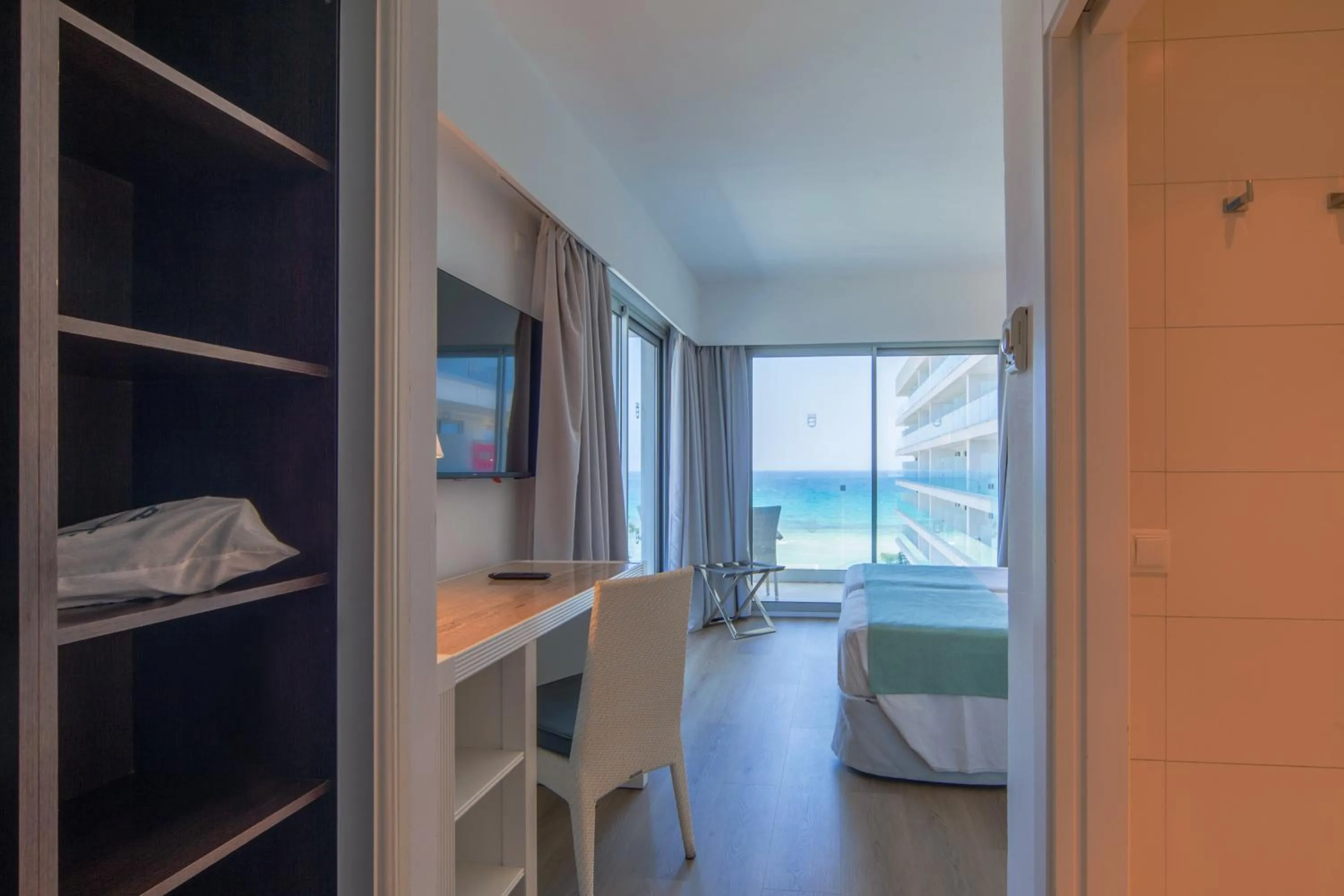 Photo of the whole room, Bed in Playa Esperanza Resort Affiliated by Meliá