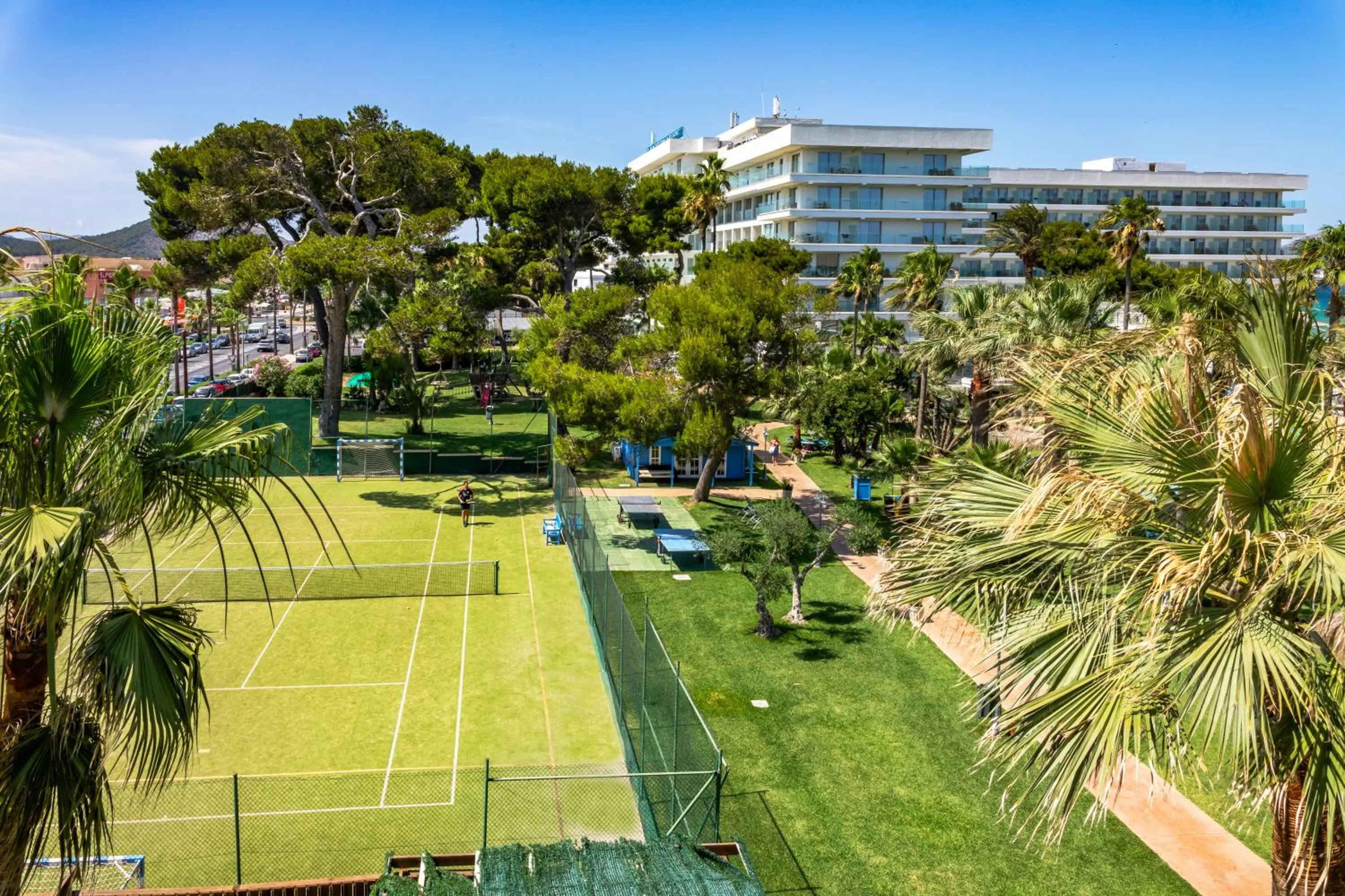 Tennis court in Playa Esperanza Resort Affiliated by Meliá