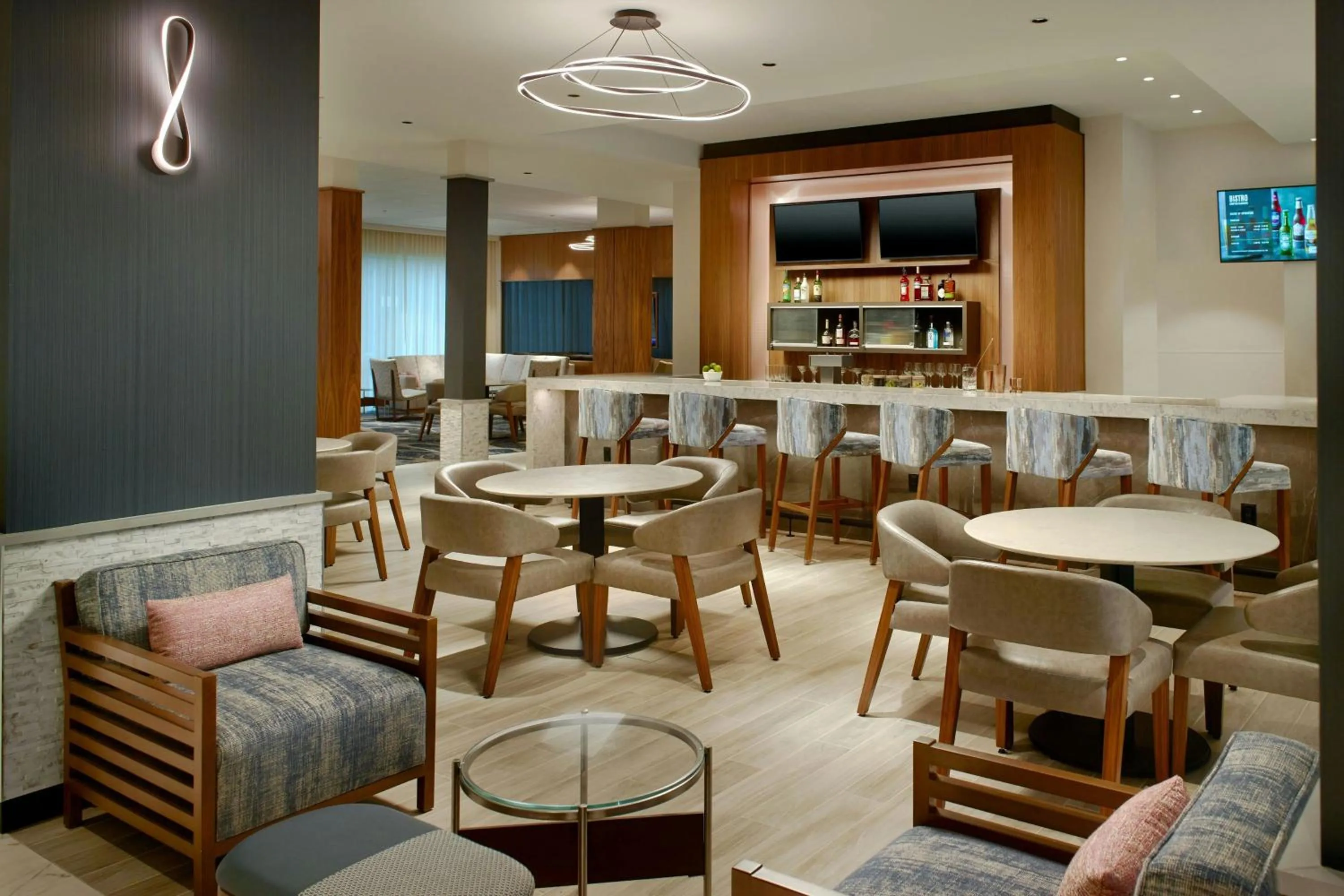 Restaurant/places to eat in Courtyard by Marriott Atlanta Covington