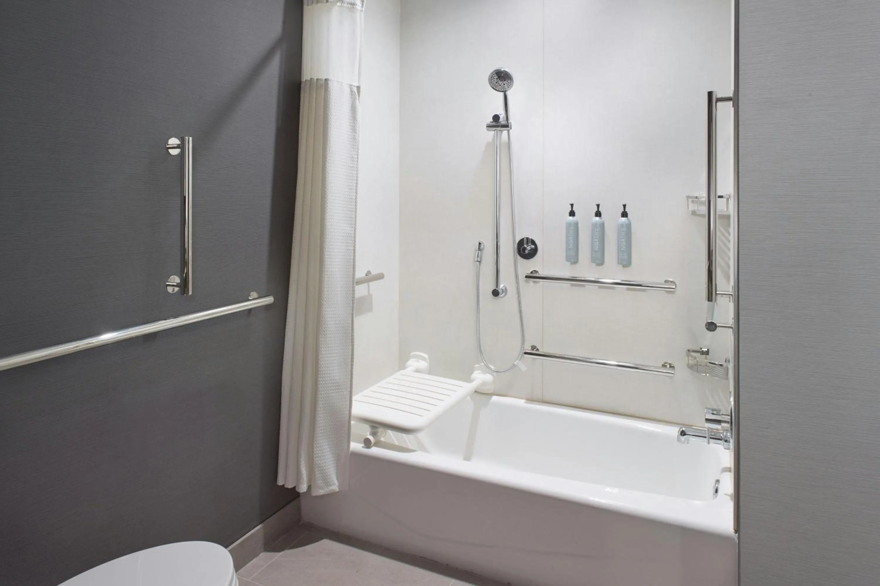 Photo of the whole room in Courtyard by Marriott Atlanta Covington