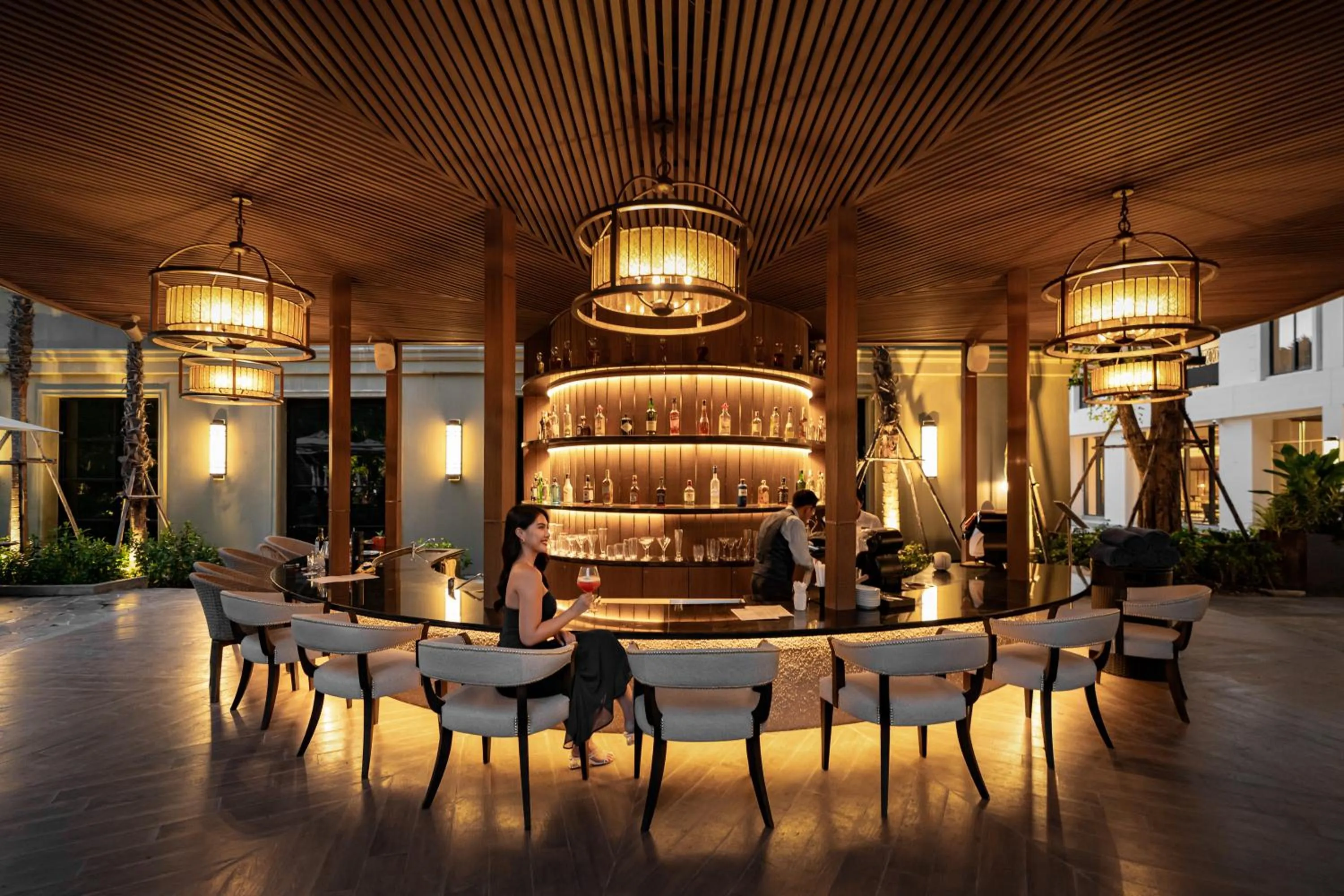 Lounge or bar in Marriott Executive Apartments, Bangkok Townhall Sukhumvit