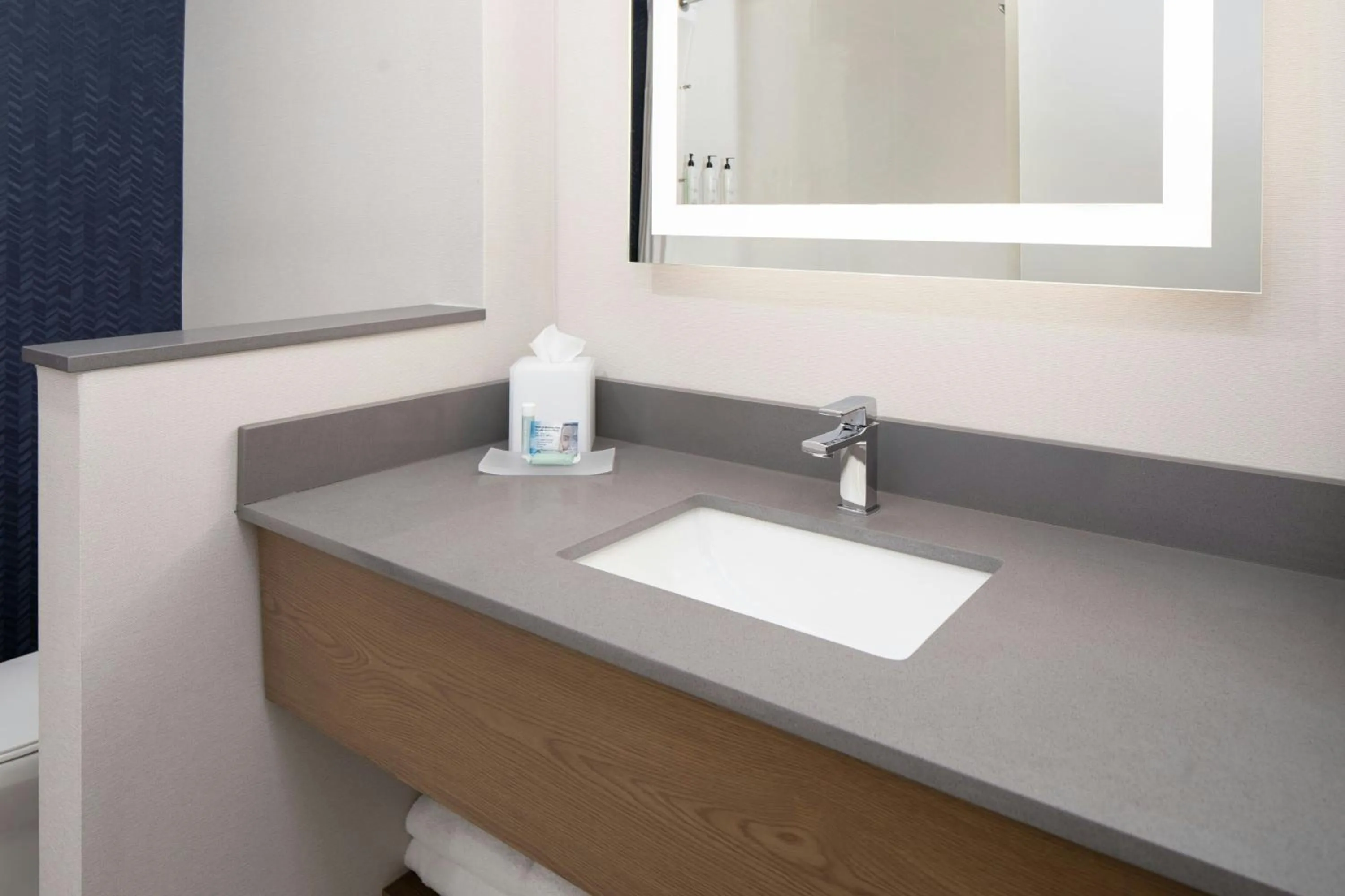 Photo of the whole room in Fairfield by Marriott Inn & Suites Nashville Bellevue