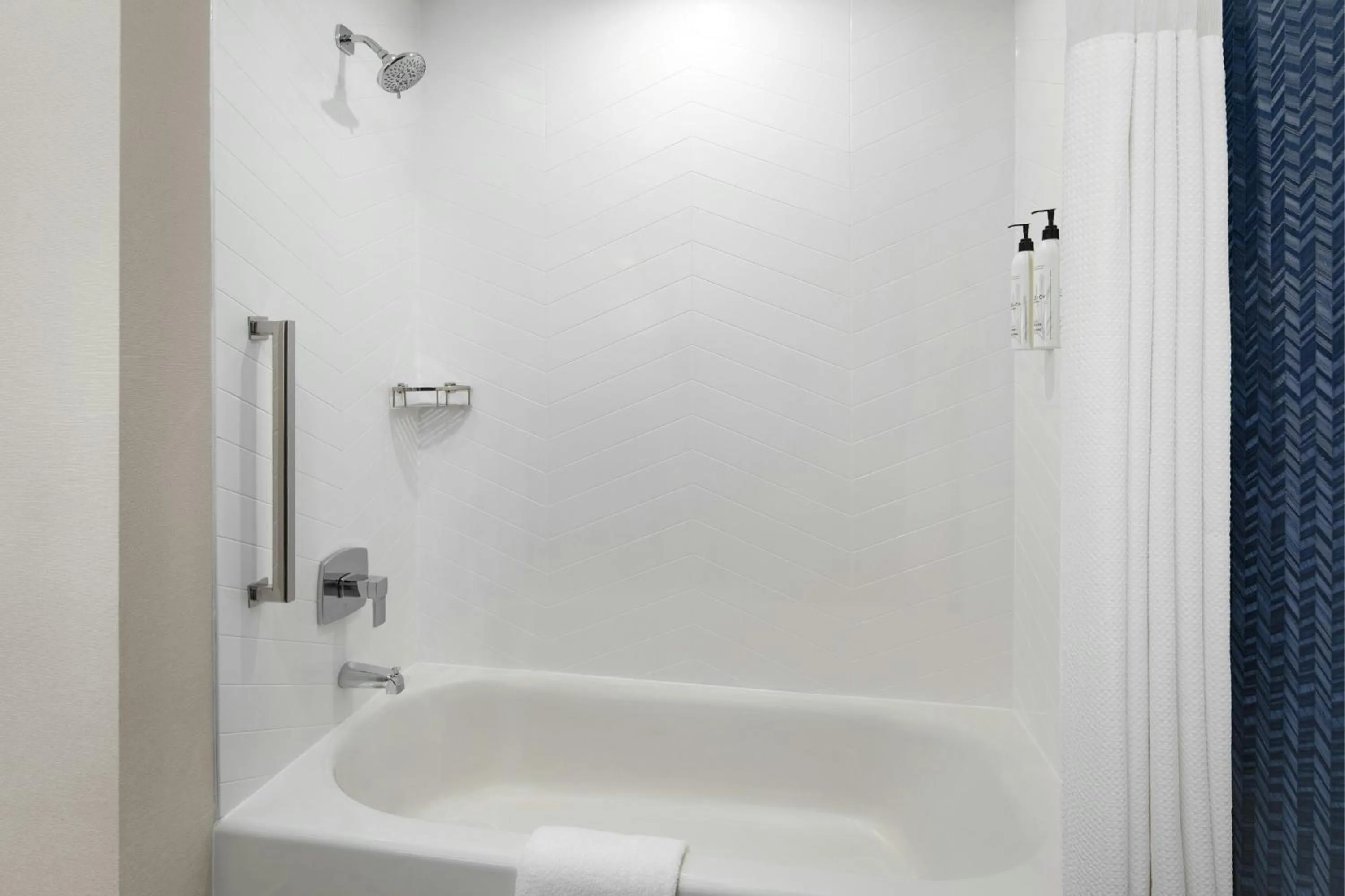 Bathroom in Fairfield by Marriott Inn & Suites Nashville Bellevue