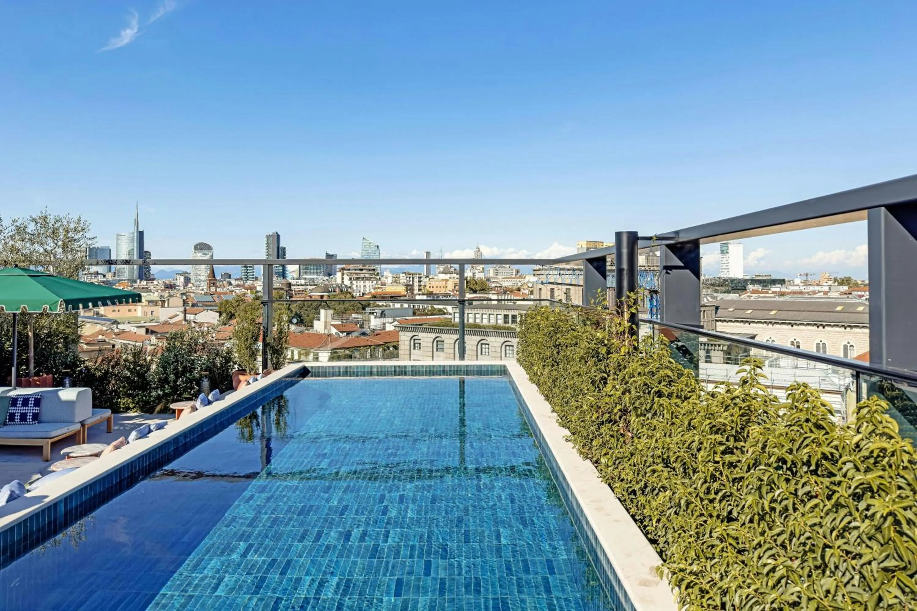 Swimming pool in Casa Brera, a Luxury Collection Hotel, Milan