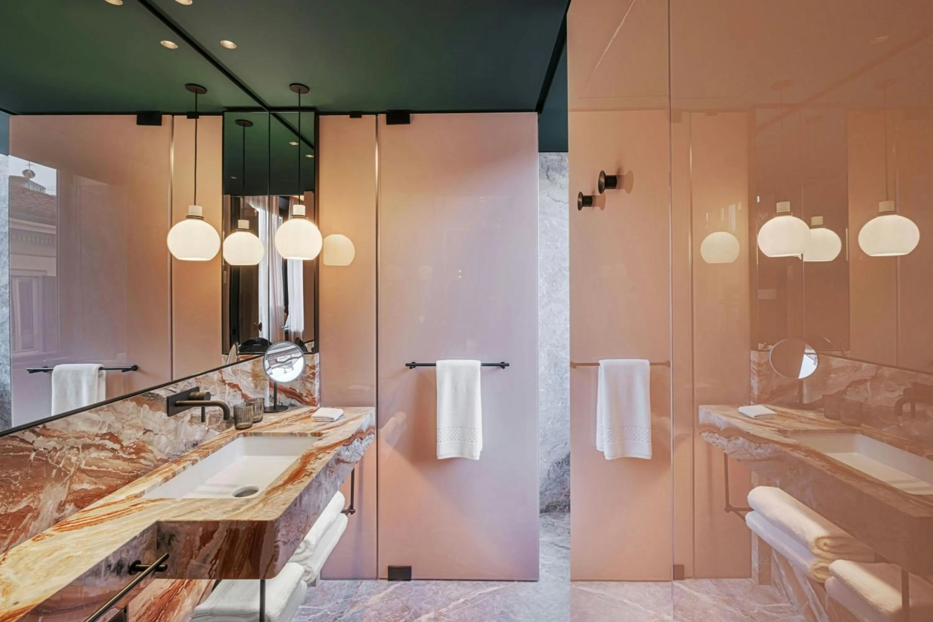 Bathroom in Casa Brera, a Luxury Collection Hotel, Milan