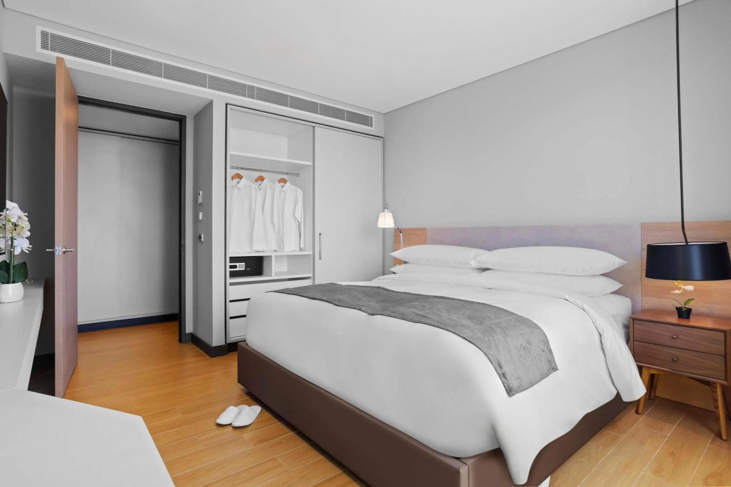 Photo of the whole room, Bed in Marriott Executive Apartments Port Moresby