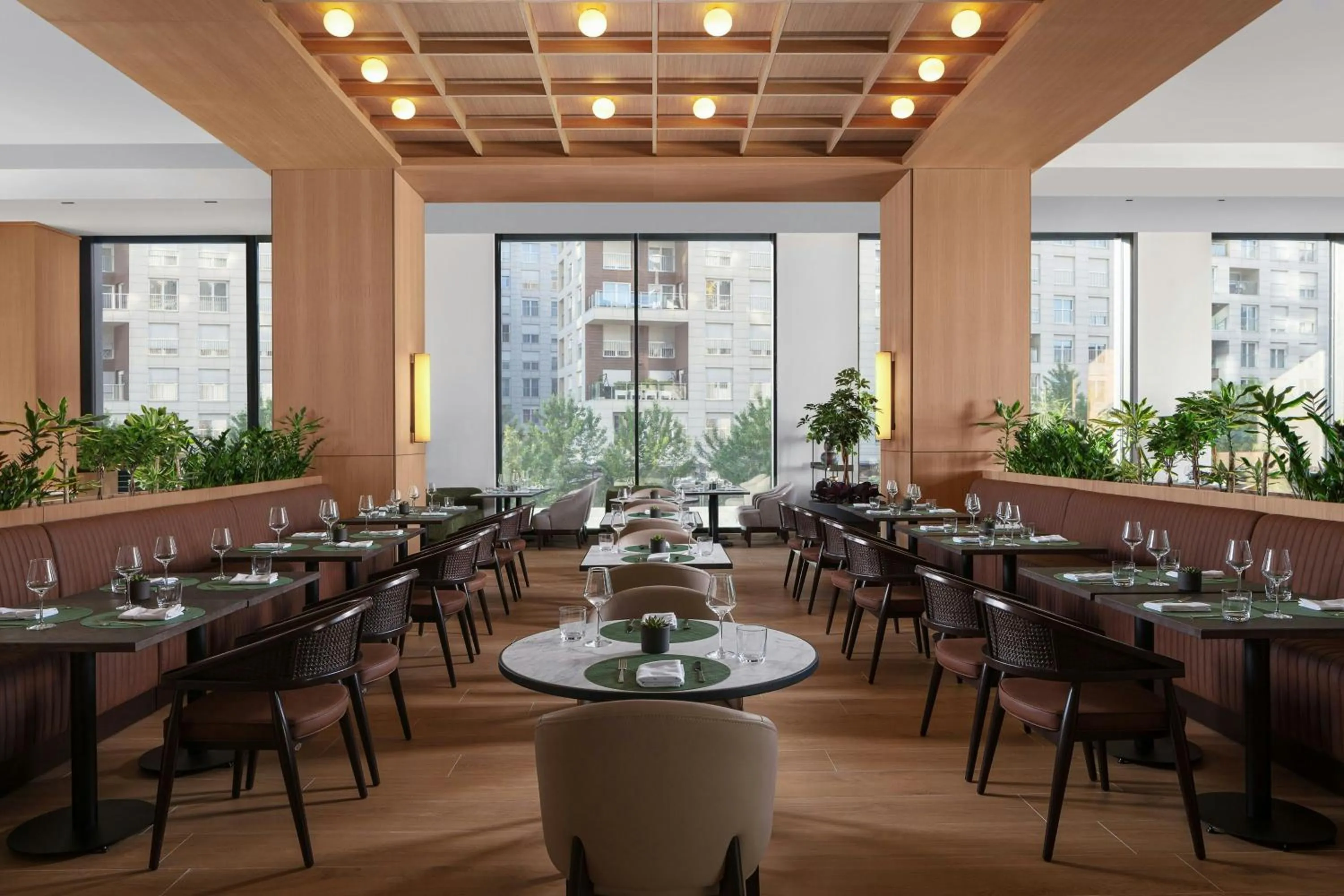 Restaurant/places to eat in Courtyard by Marriott Prishtina