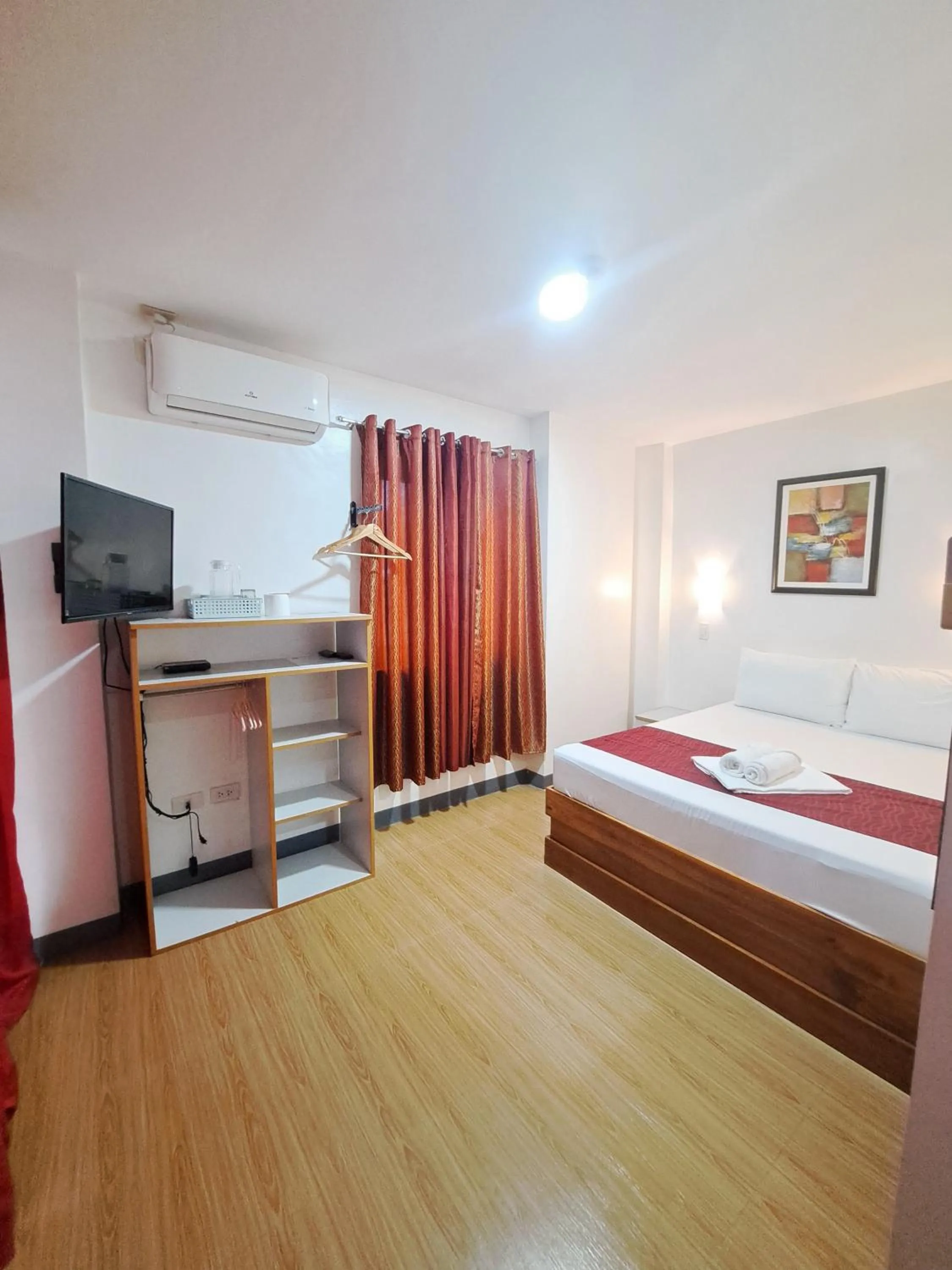 Bed in Virginia Suites