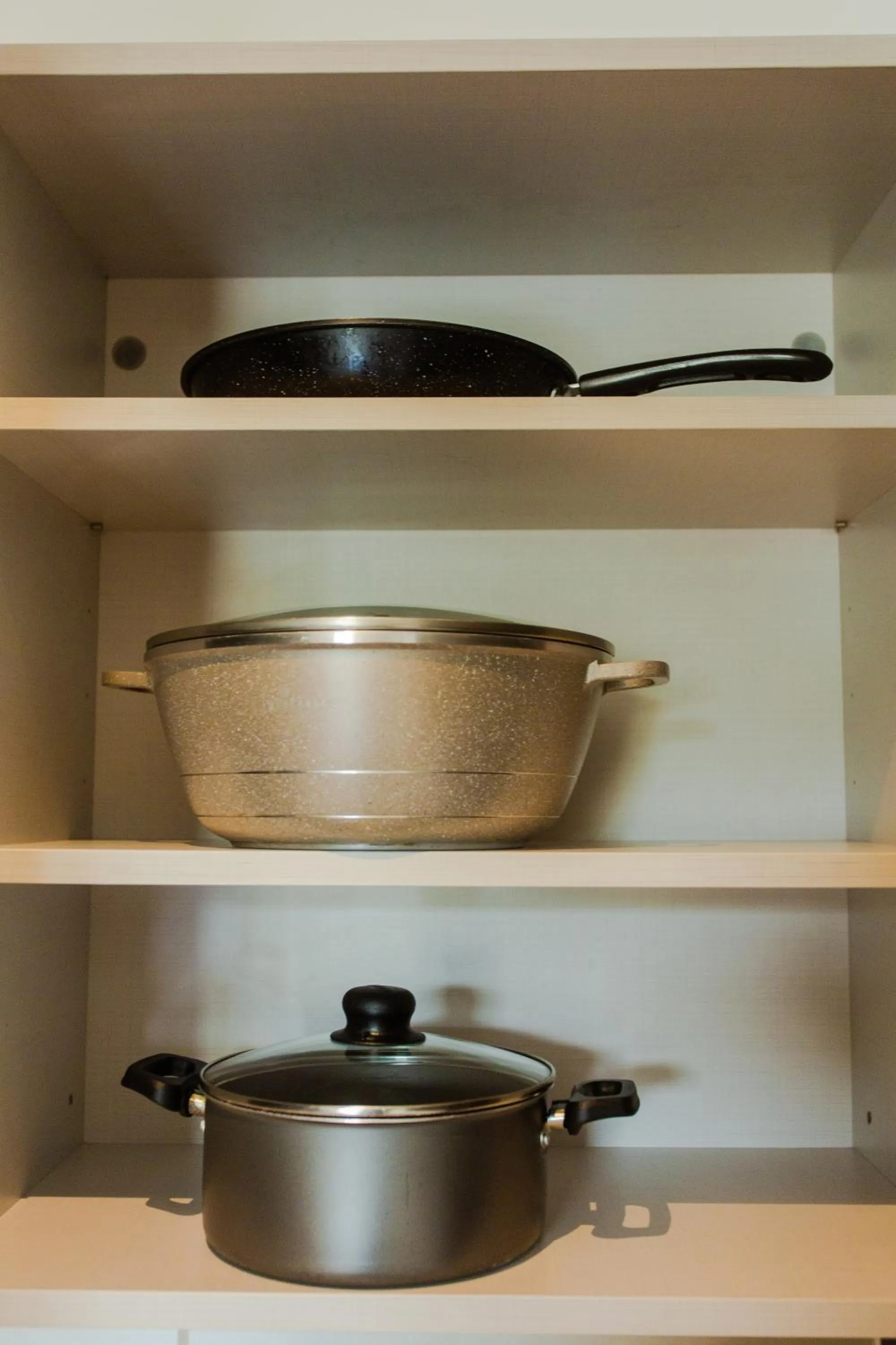 Kitchen or kitchenette in Accra Luxury Apartments at Embassy Gardens