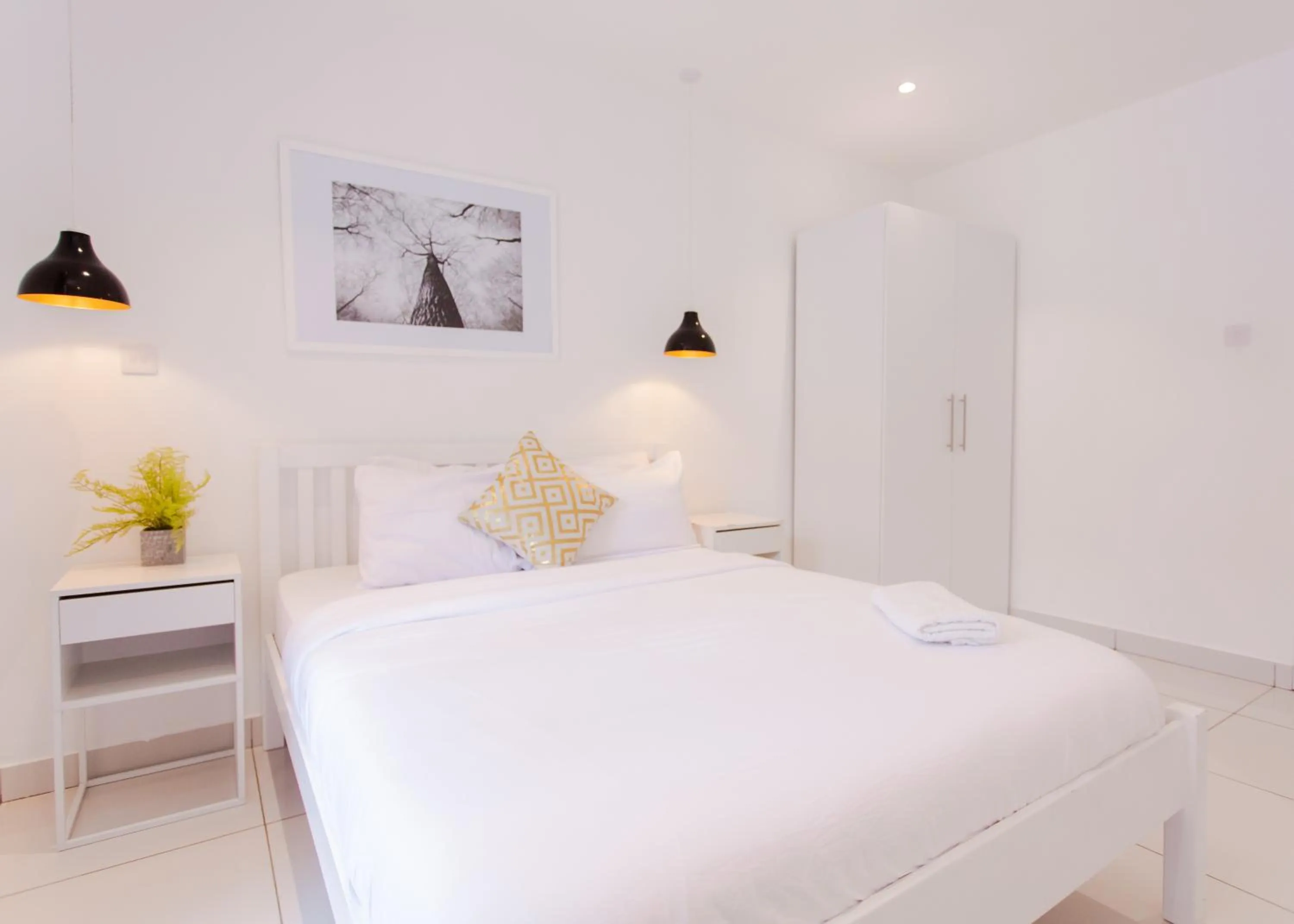 Bed in Accra Luxury Apartments at Embassy Gardens