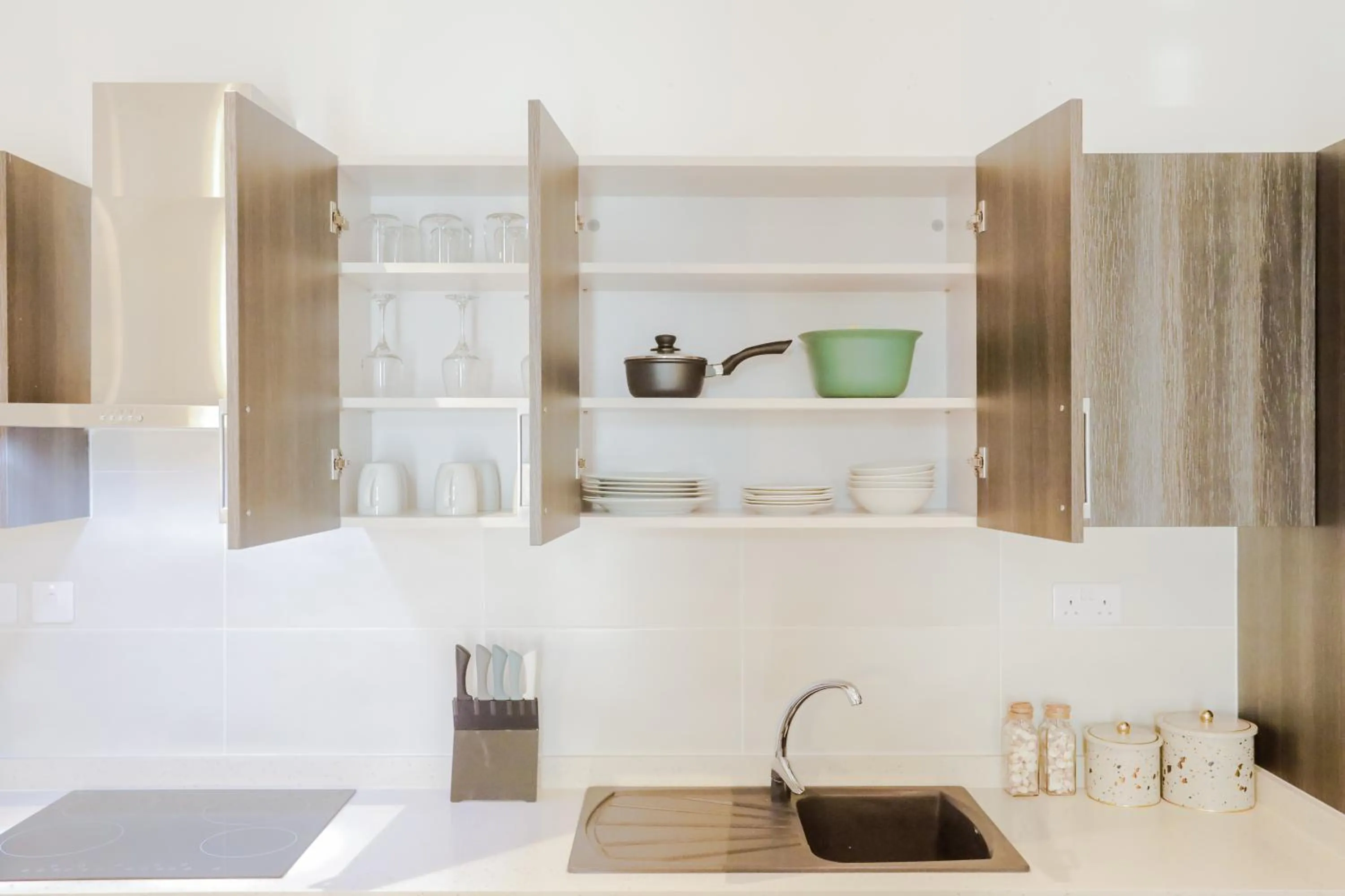 Coffee/tea facilities in Accra Luxury Apartments at Embassy Gardens