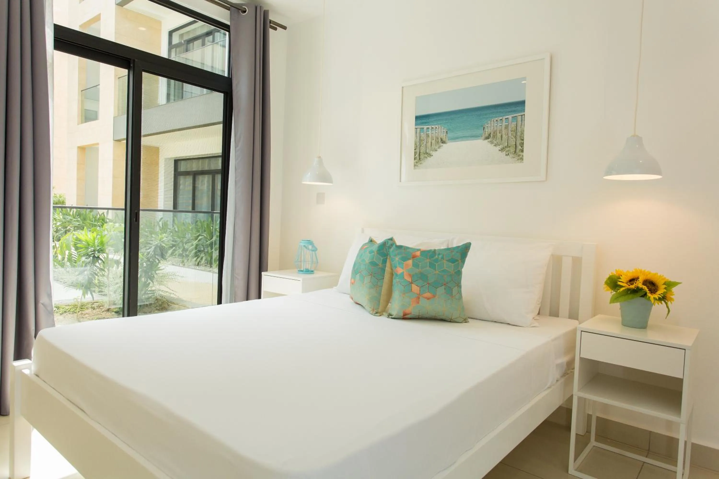 Bed in Accra Luxury Apartments at Embassy Gardens