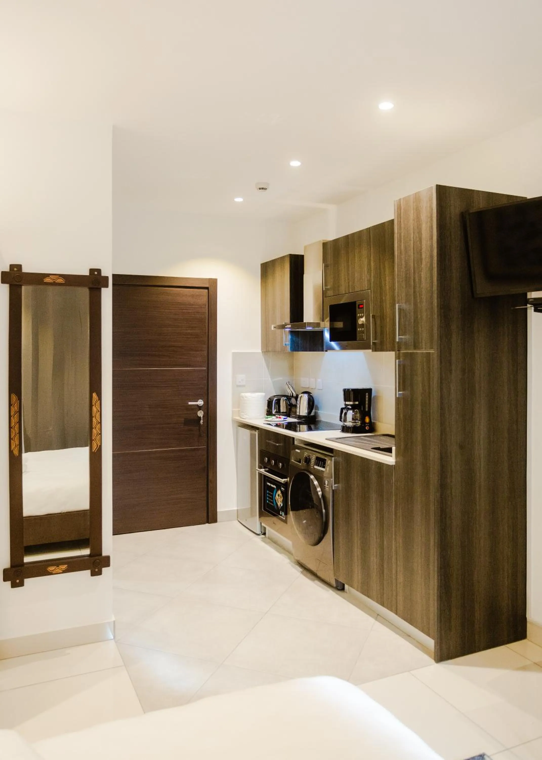 Kitchen or kitchenette in Accra Luxury Apartments at Embassy Gardens