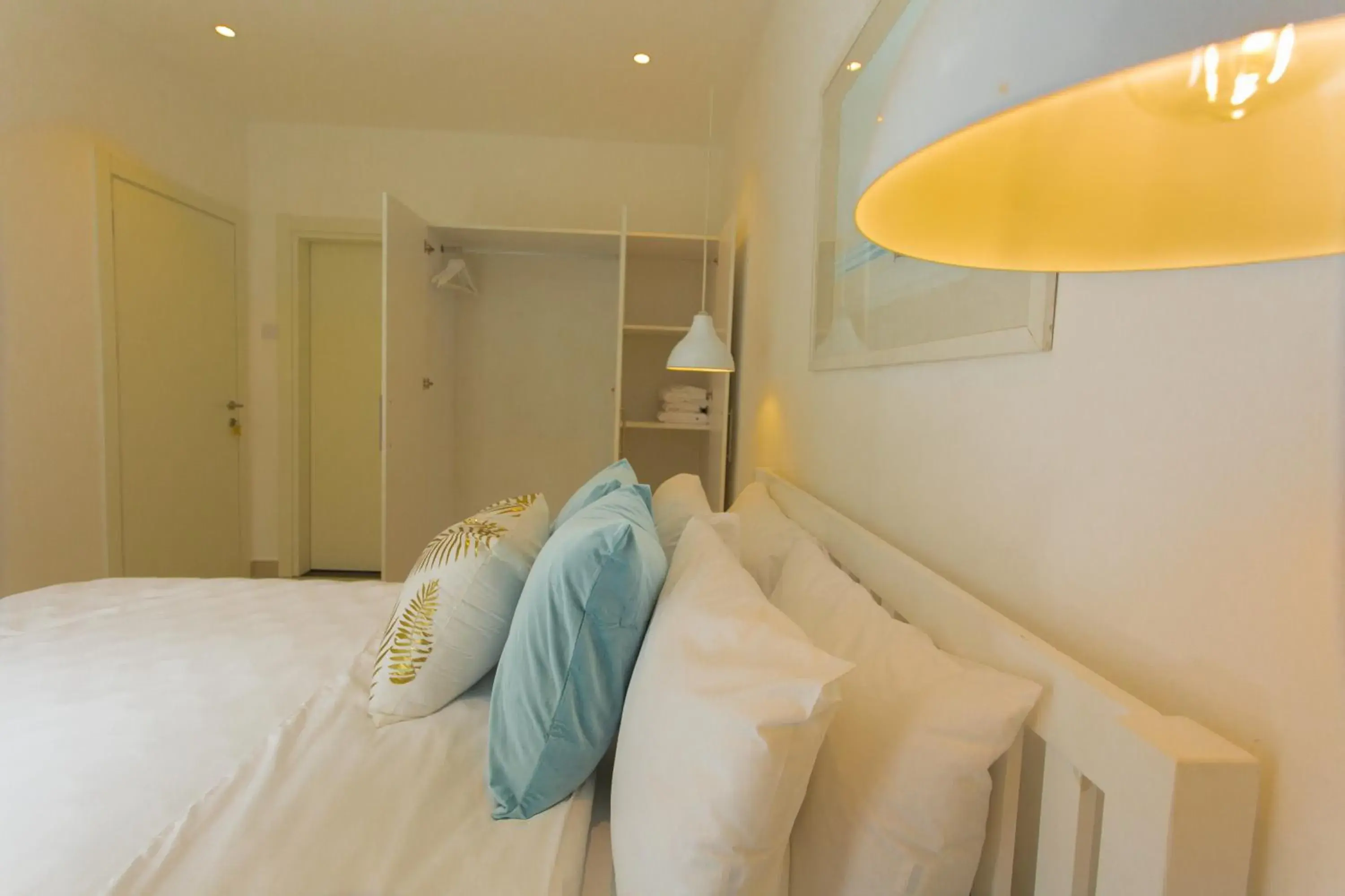 Deluxe Studio in Accra Luxury Apartments at Embassy Gardens Deluxe Studio in Accra Luxury Apartments at Embassy Gardens