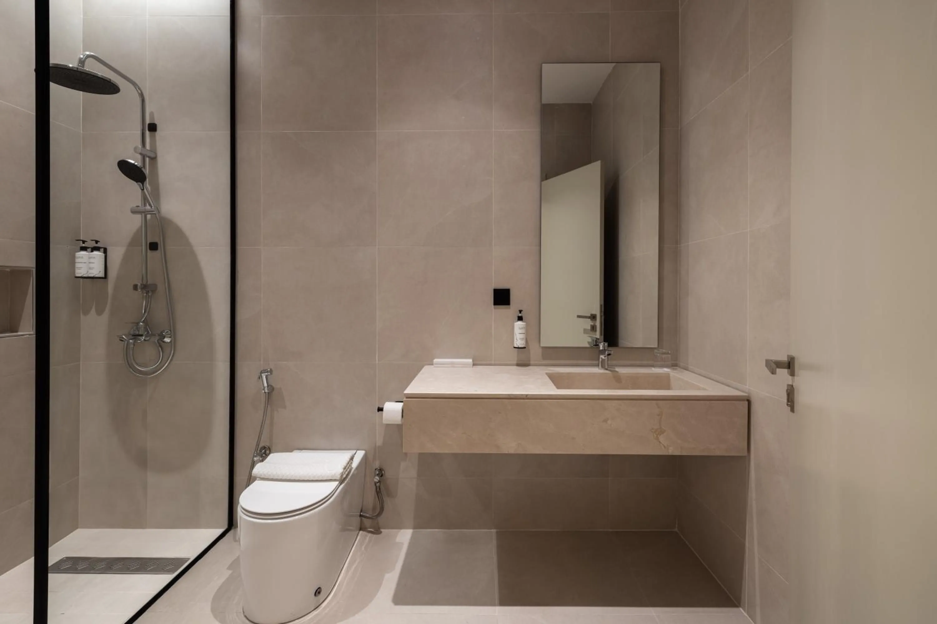 Shower in Rafa- Hittin