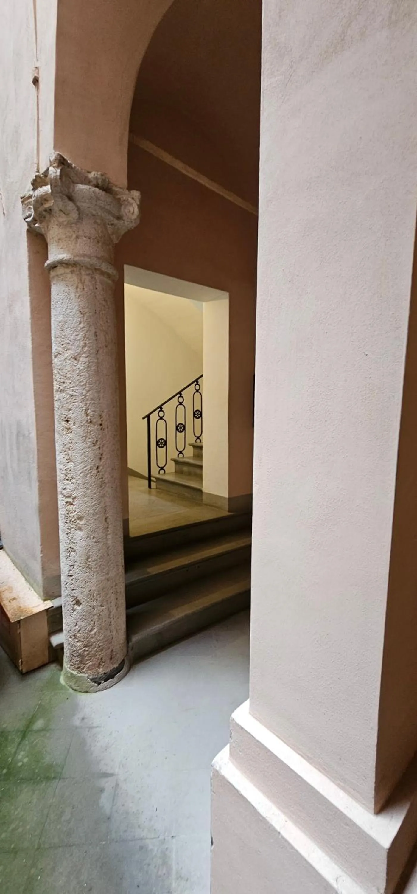 Monolocale in palazzo d'epoca