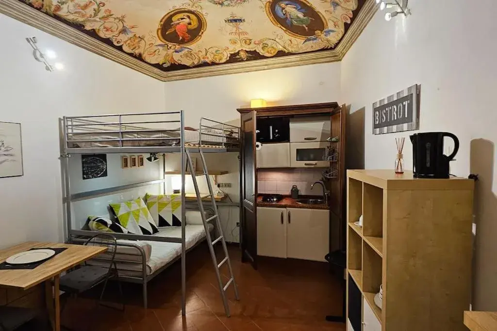 One-Bedroom Apartment in Monolocale in palazzo d'epoca One-Bedroom Apartment in Monolocale in palazzo d'epoca