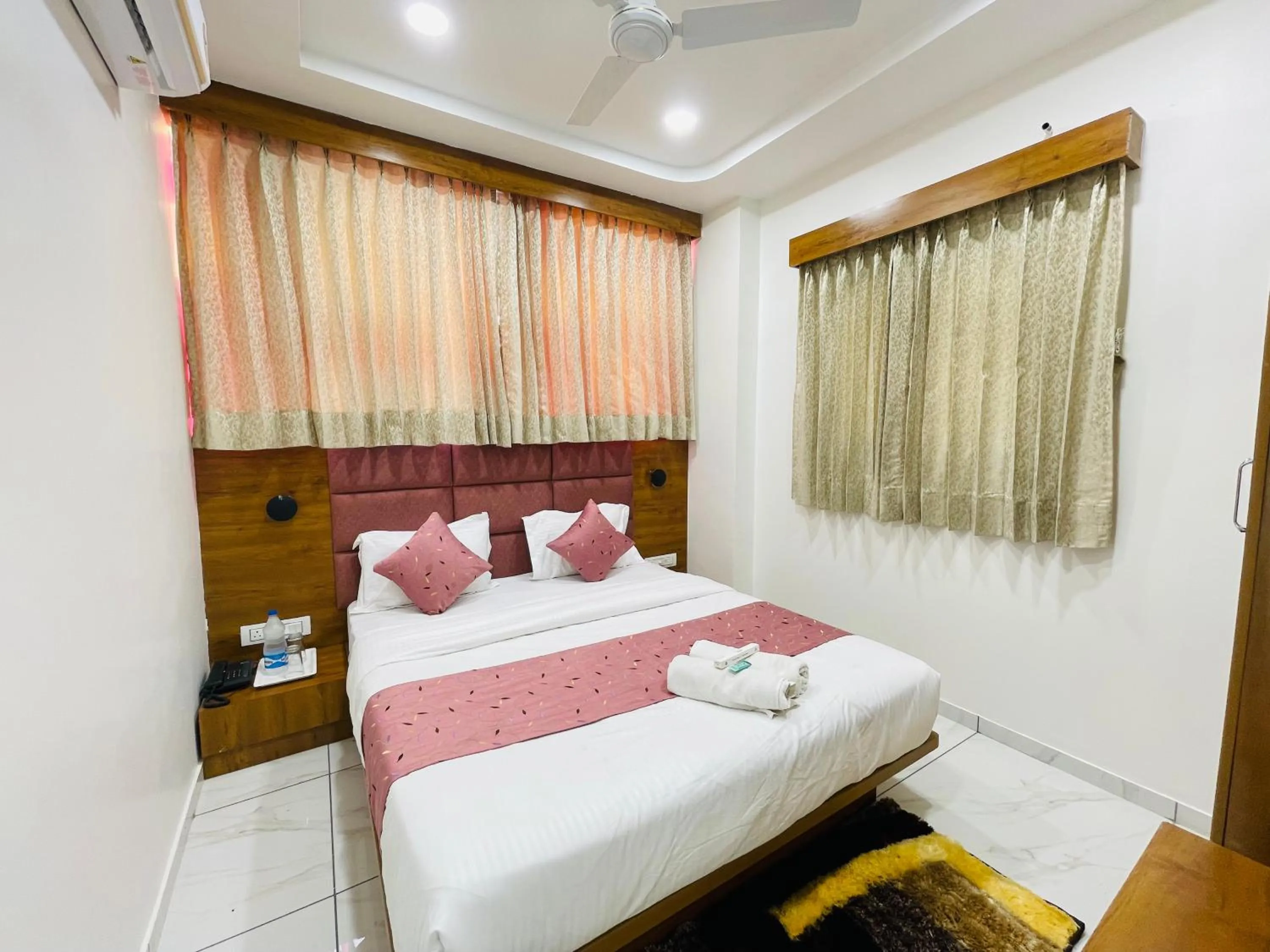 Bed in Hotel Avenue Sky