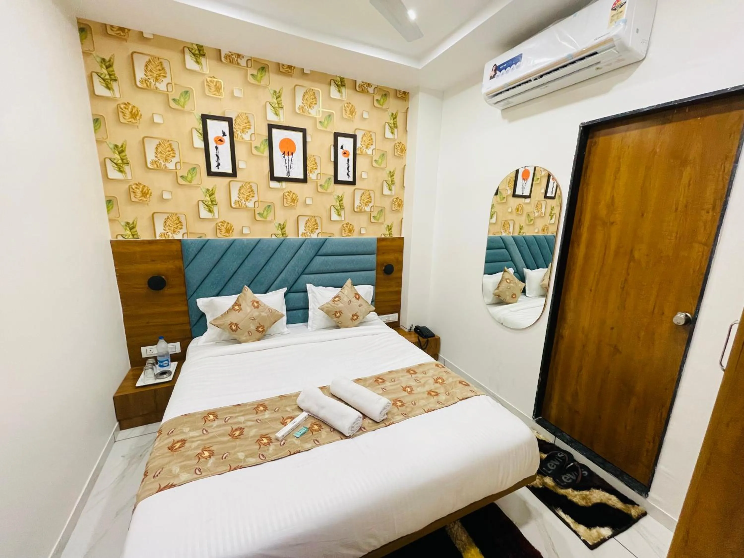 Bed in Hotel Avenue Sky