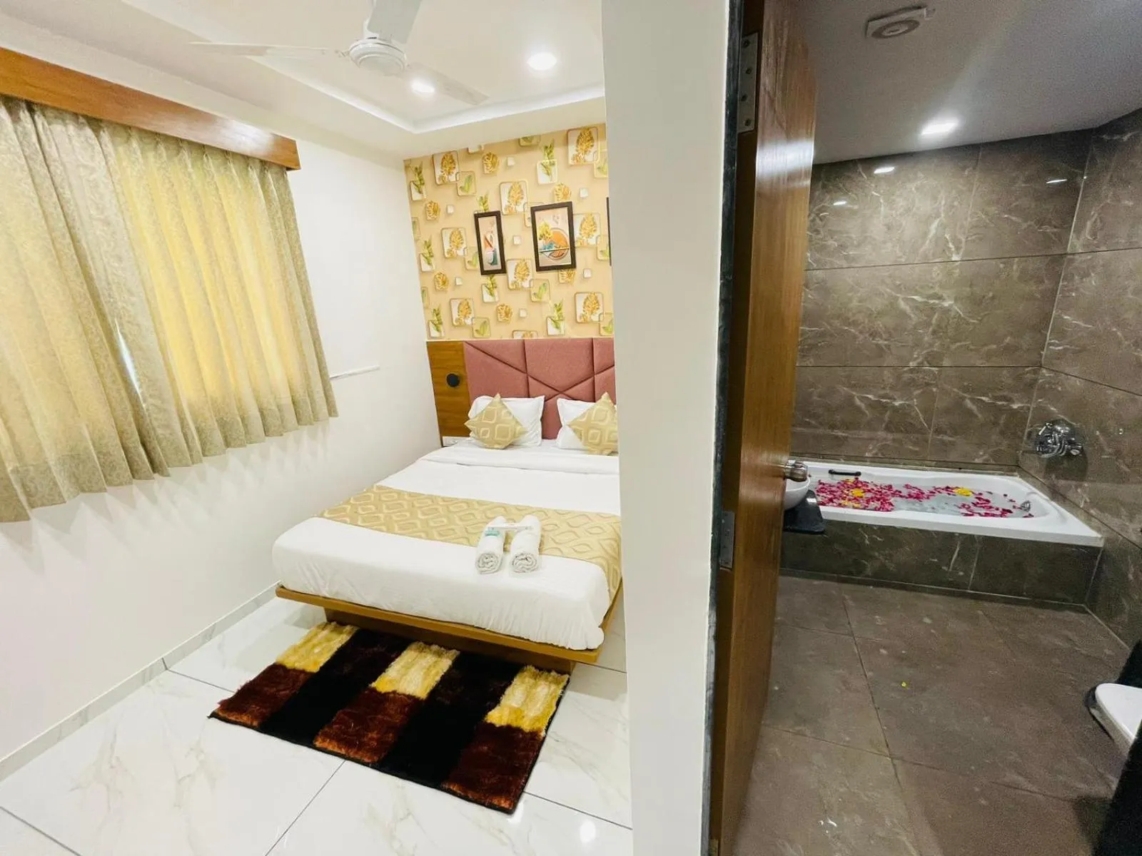 Bed in Hotel Avenue Sky