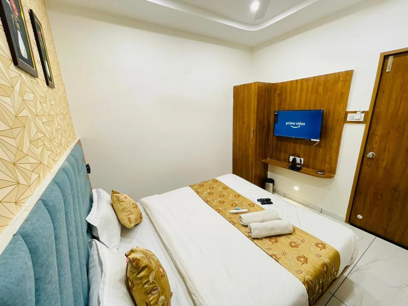 Bed in Hotel Avenue Sky