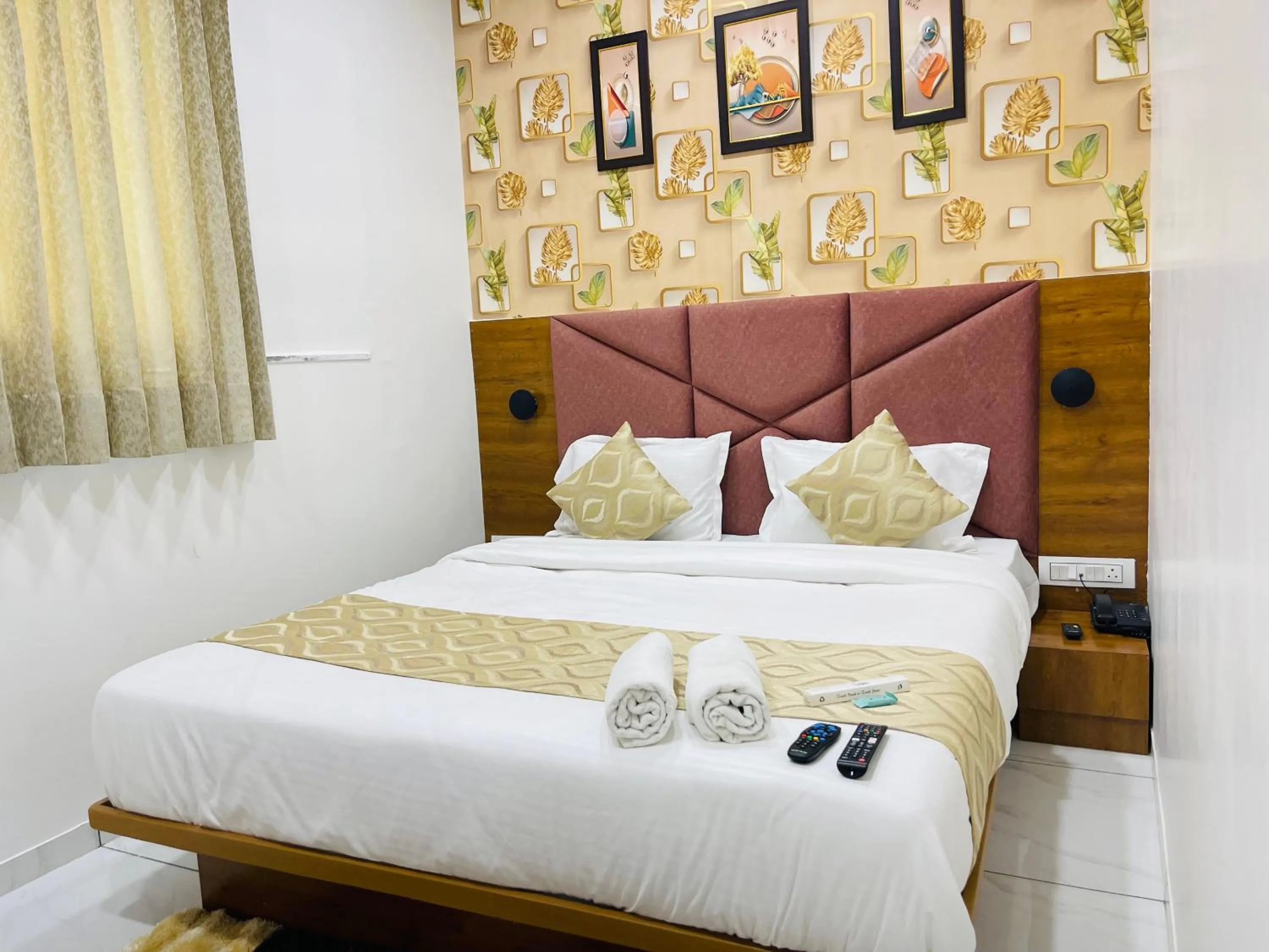 Bed in Hotel Avenue Sky