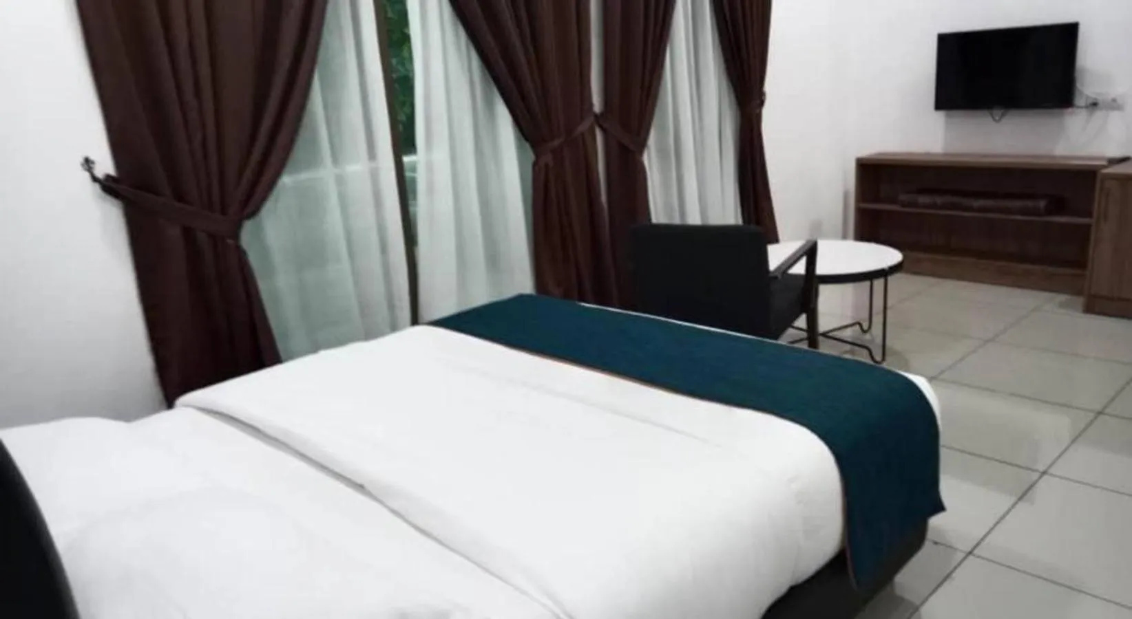 Bed in AK Cvia Hotel